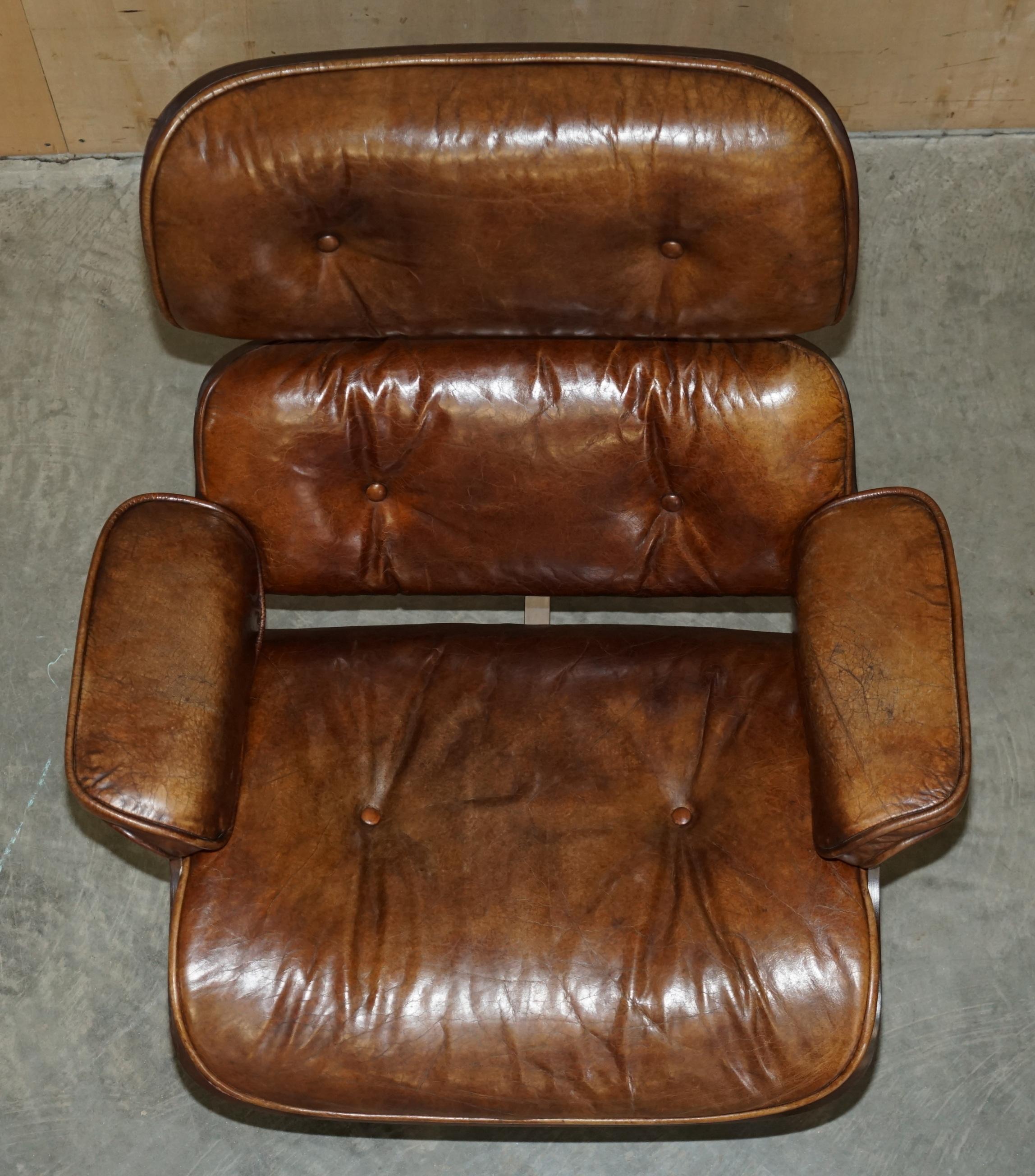 Comfortable Brown Leather Lounge Armchair & Ottoman with Teak Bentwood Frame 5