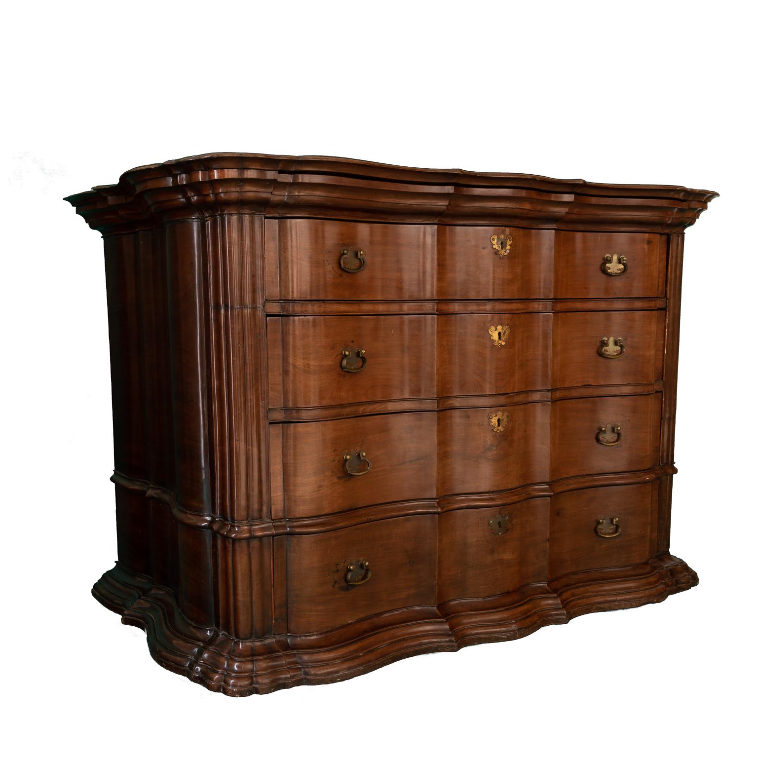 British Comfortable Chest of Drawers in Chippendale Style For Sale