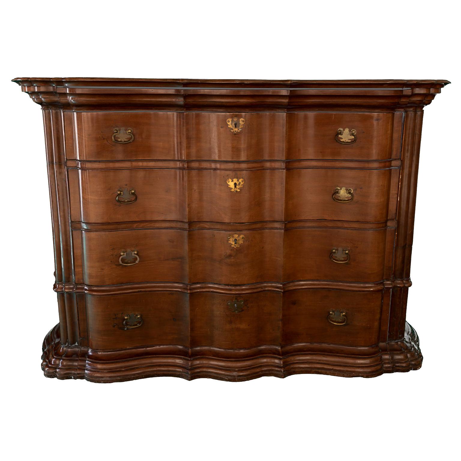 Comfortable Chest of Drawers in Chippendale Style For Sale