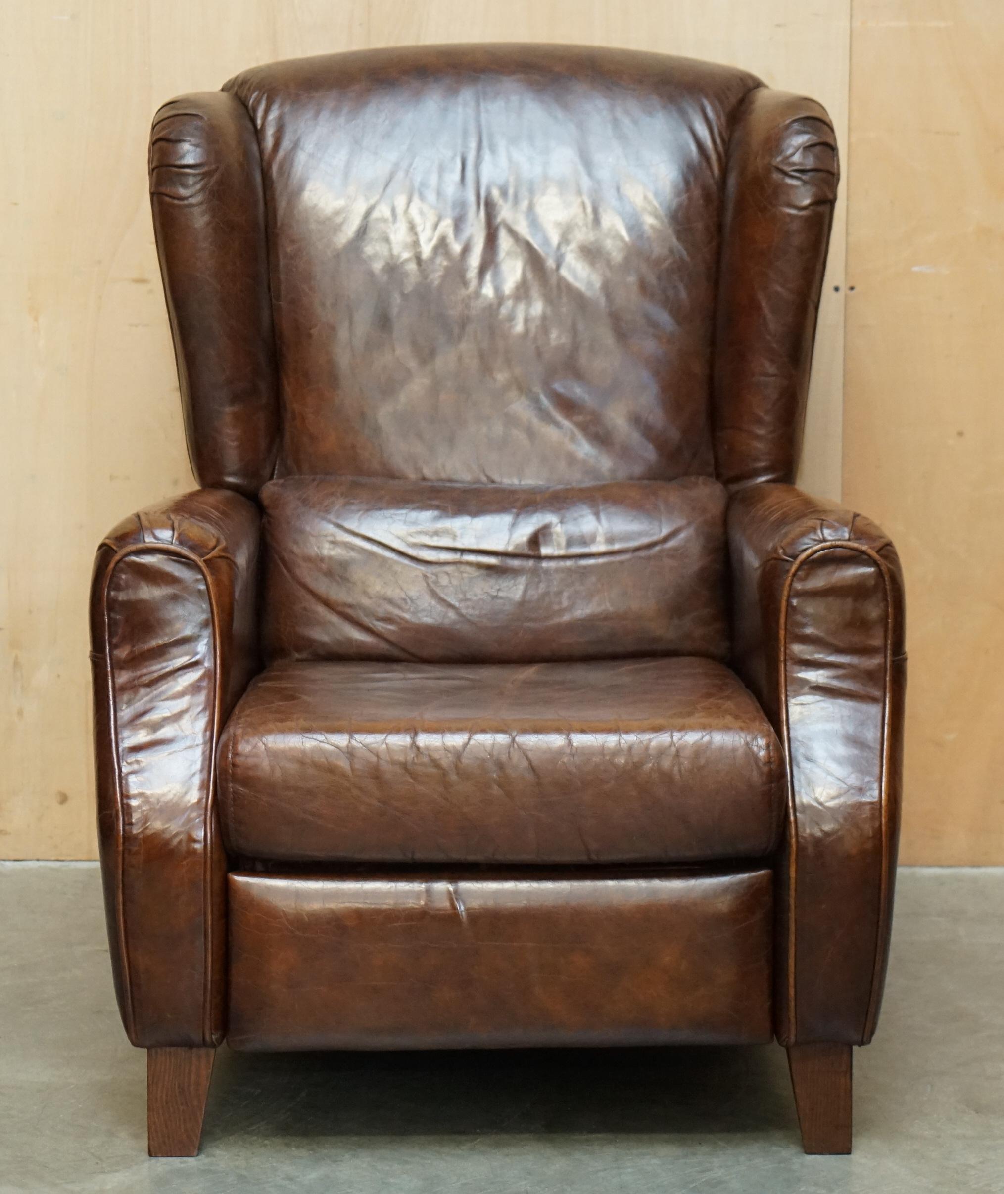 Royal House Antiques

Royal House Antiques ist erfreut, diese absolut atemberaubend, Heritage gealtert braunen Ledersessel mit eingebauten Lendenwirbelstütze Kissen zum Verkauf anbieten 

Bitte beachten Sie die Lieferkosten aufgeführt ist nur ein