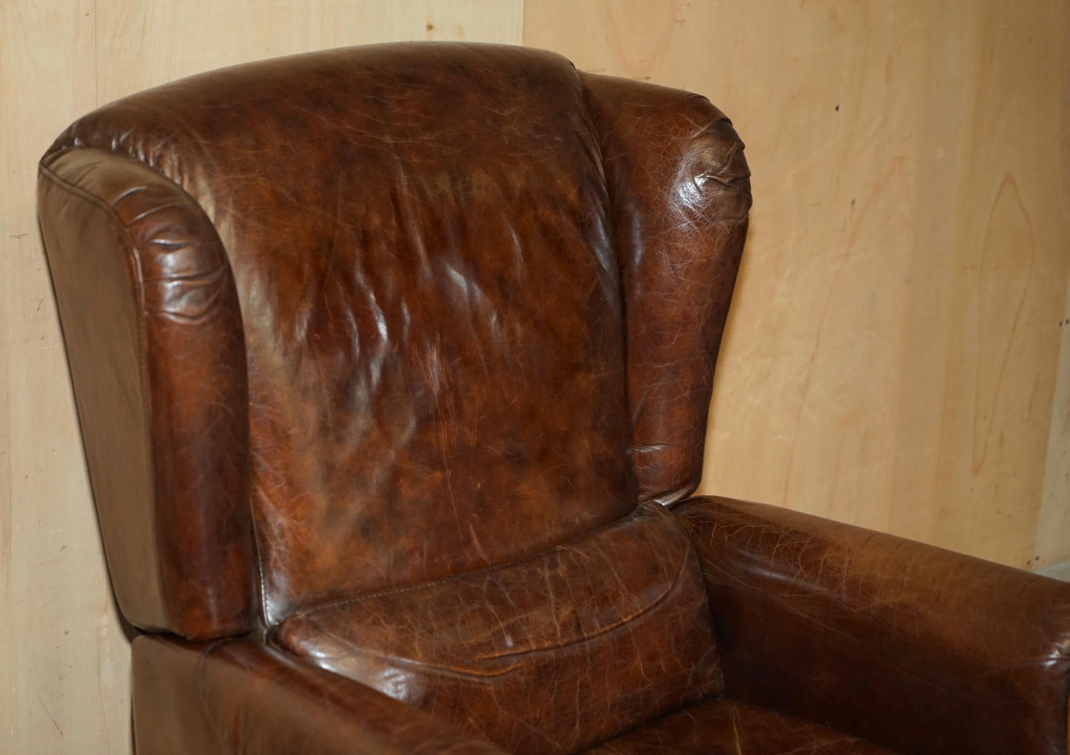 COMFORTABLE CHESTERFIELD TUFTED HERITAGE BROWN LEATHER RECLINER ARMCHAiR (Art déco) im Angebot
