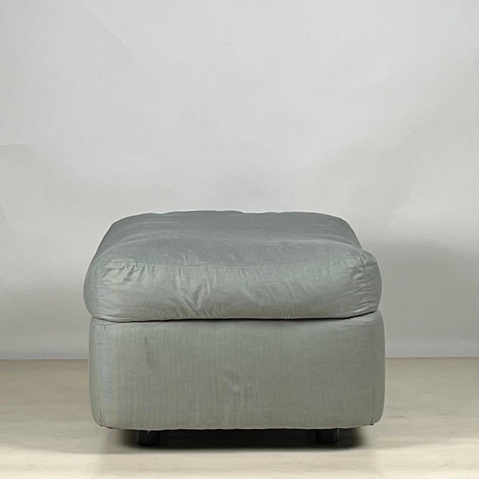 Comoda sedia da salotto e ottomana di Milo Baughman per Directional in vendita 7