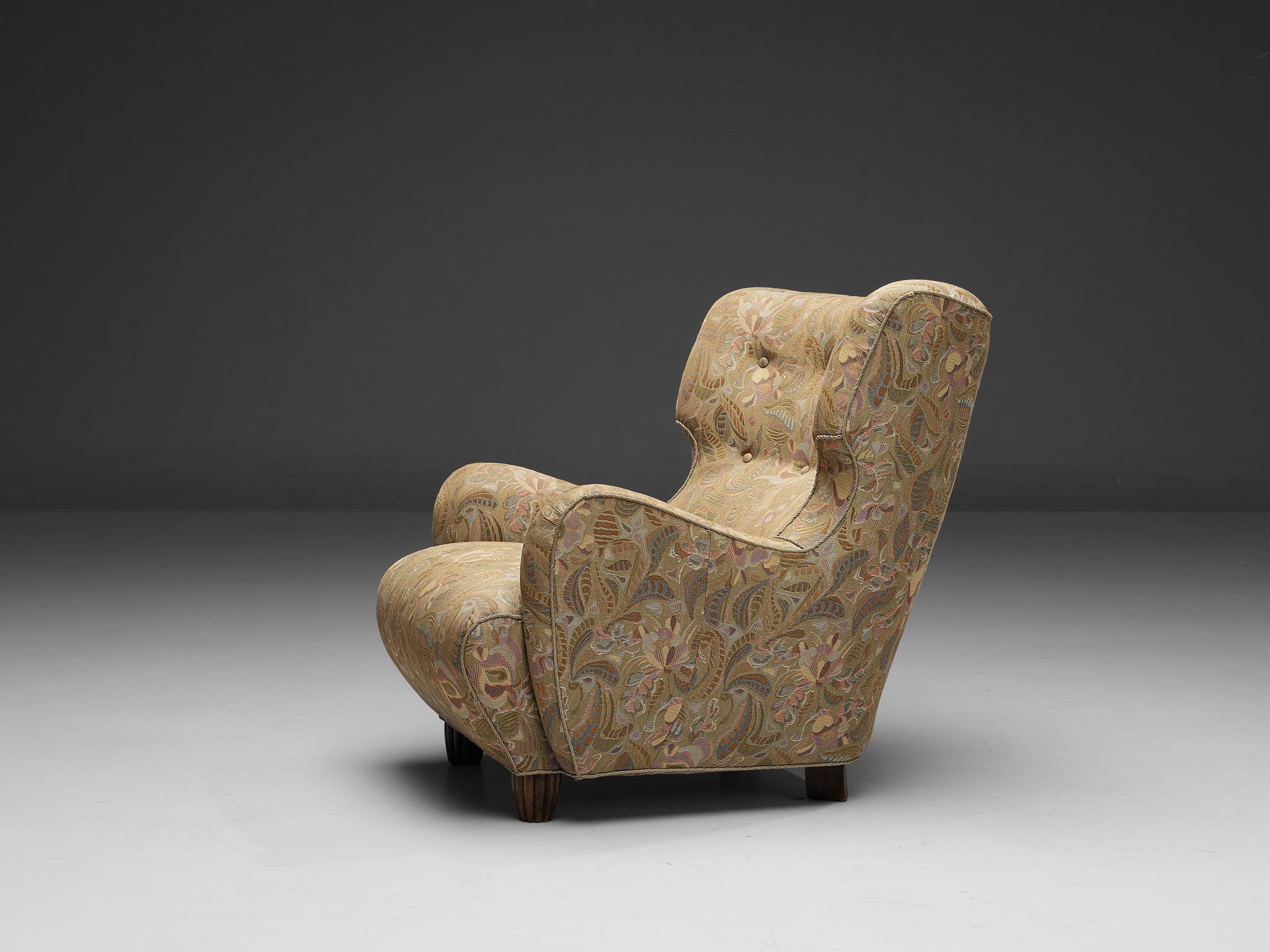 Mid-20th Century Easy Chair in Beige Decorative Upholstery For Sale