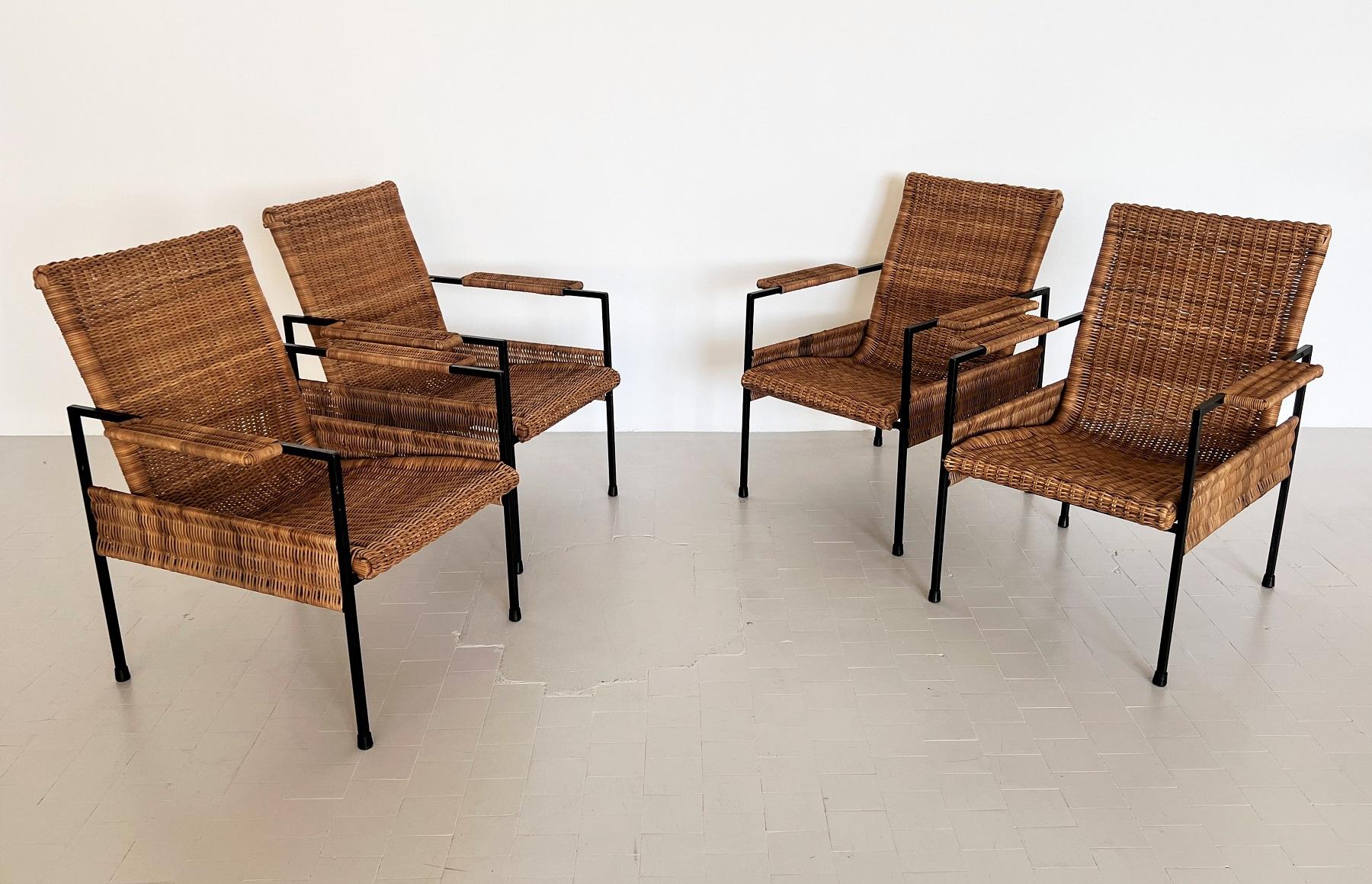 Italian Comfortable Midcentury Rattan Wicker and Iron Lounge Chairs, set of 4 For Sale 3
