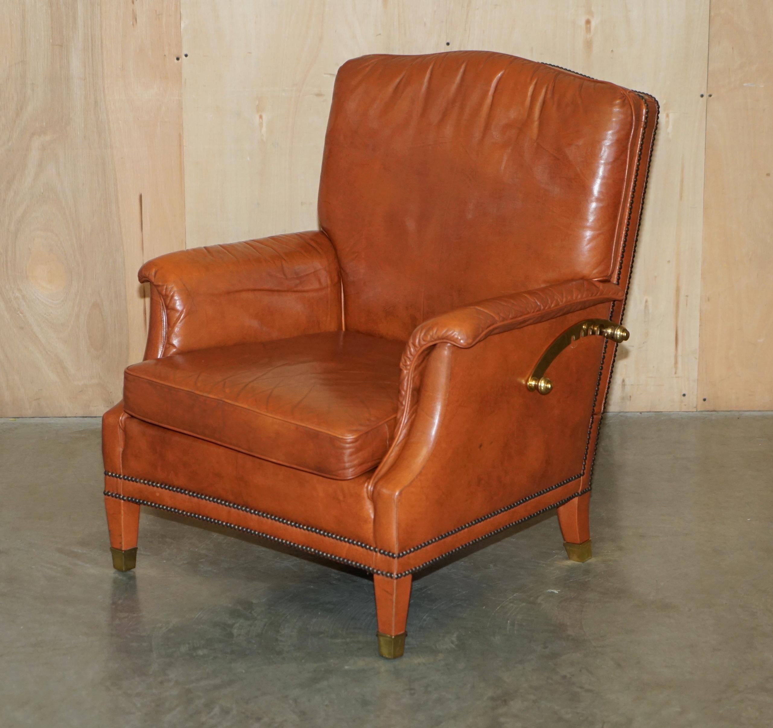 COMFORTABLE PAiR OF FRENCH NEOCLASSICAL STYLE LEATHER & BRASS RECLINER ARMCHAIRS For Sale 12