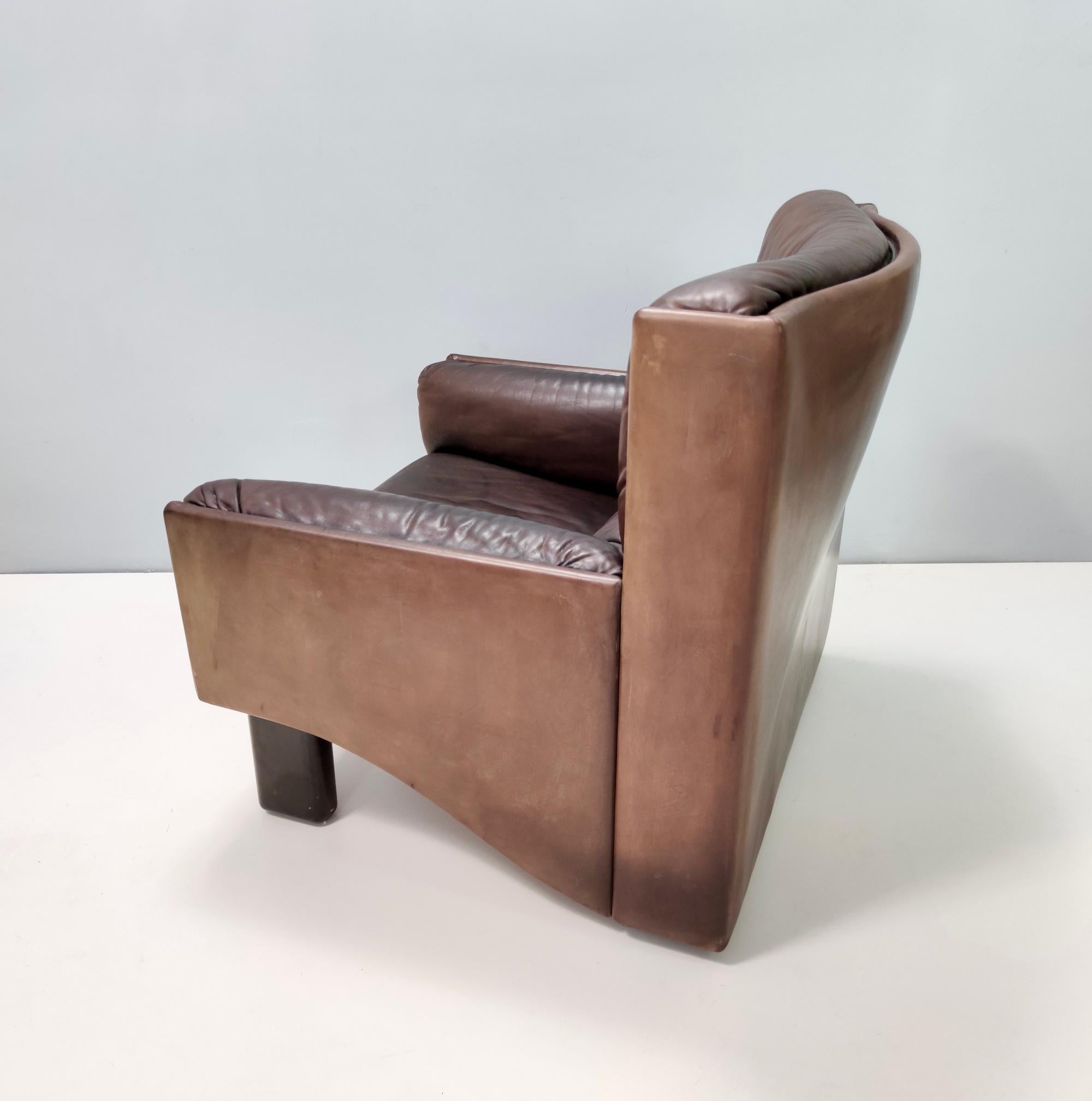 Comfortable Postmodern Brown Leather Armchair, Italy For Sale 1