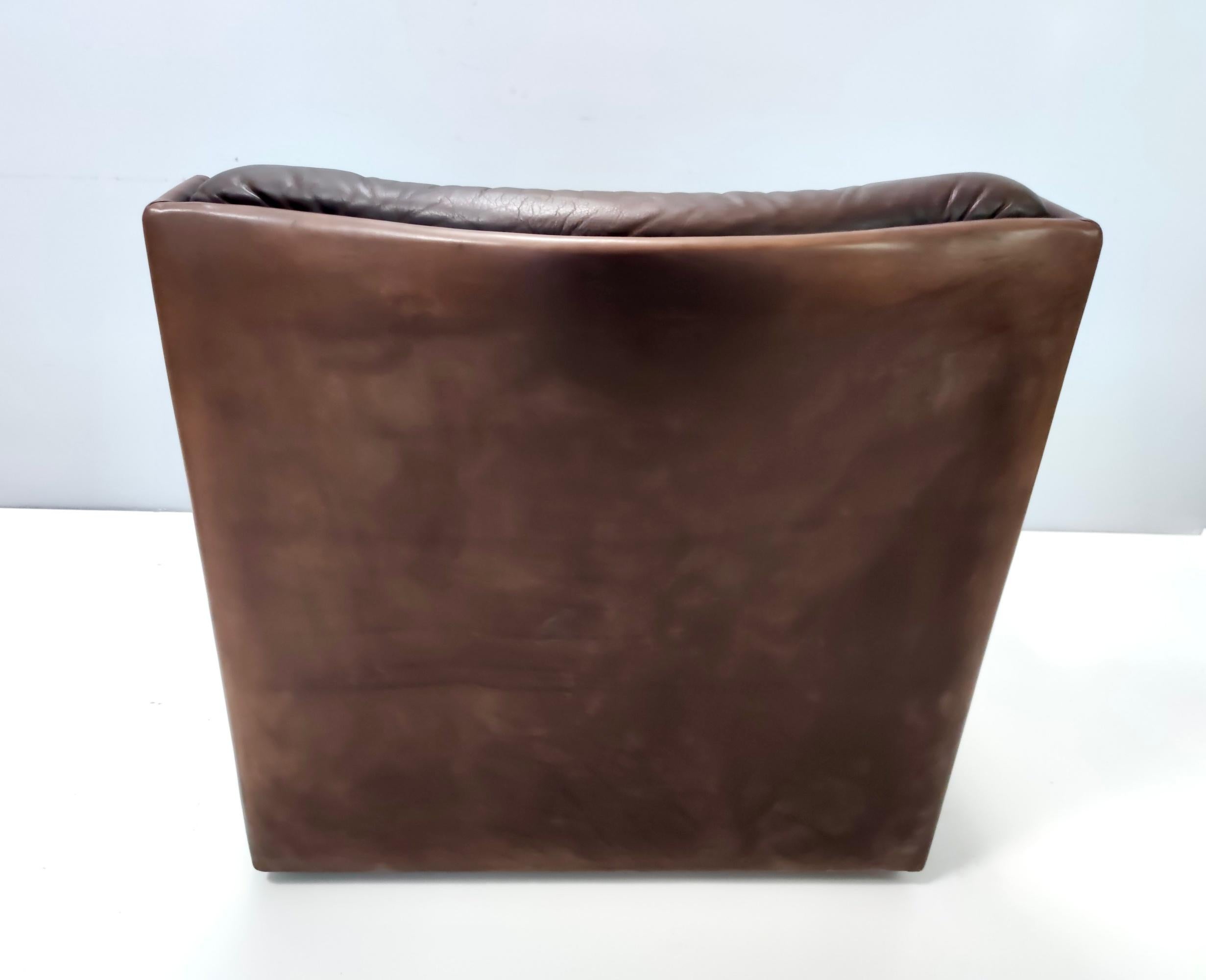 Comfortable Postmodern Brown Leather Armchair, Italy For Sale 3