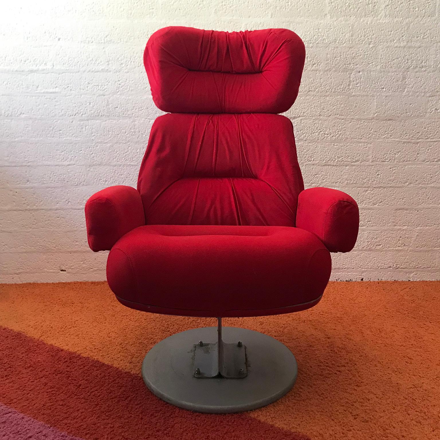 Late 20th Century Comfortable Red Seventies Cinema Chairs from Paris