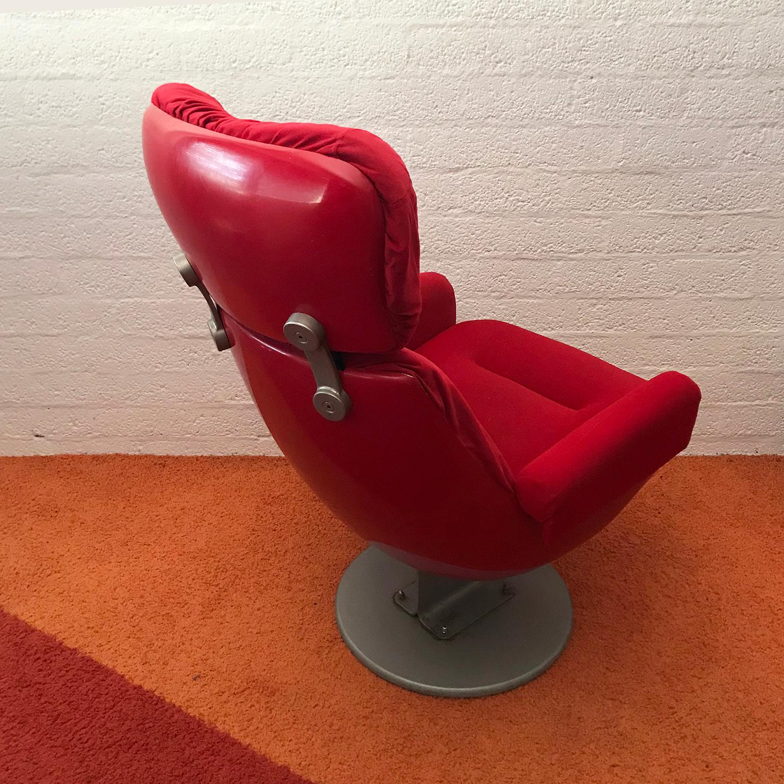 Comfortable Red Seventies Cinema Chairs from Paris 1