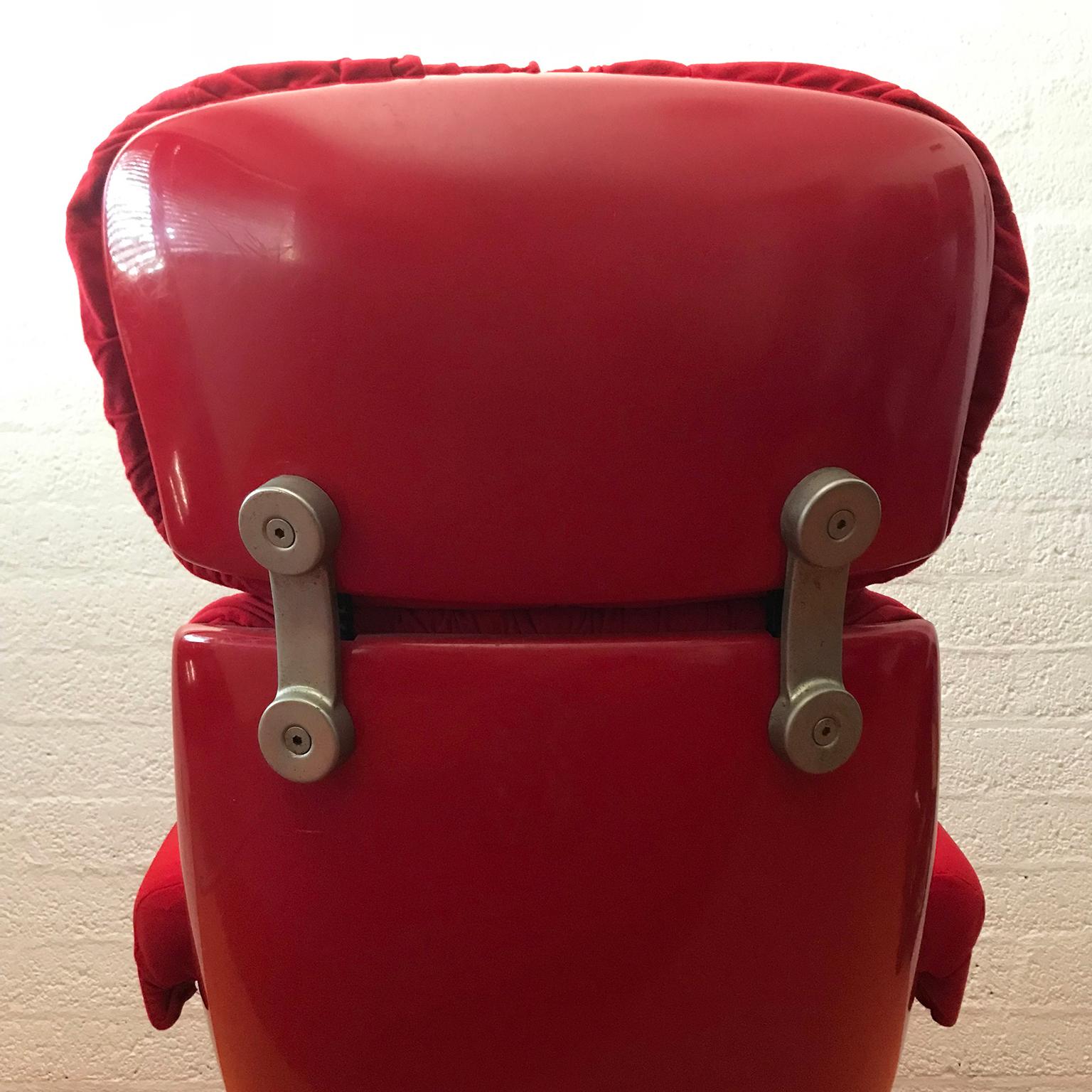 Comfortable Red Seventies Cinema Chairs from Paris 2