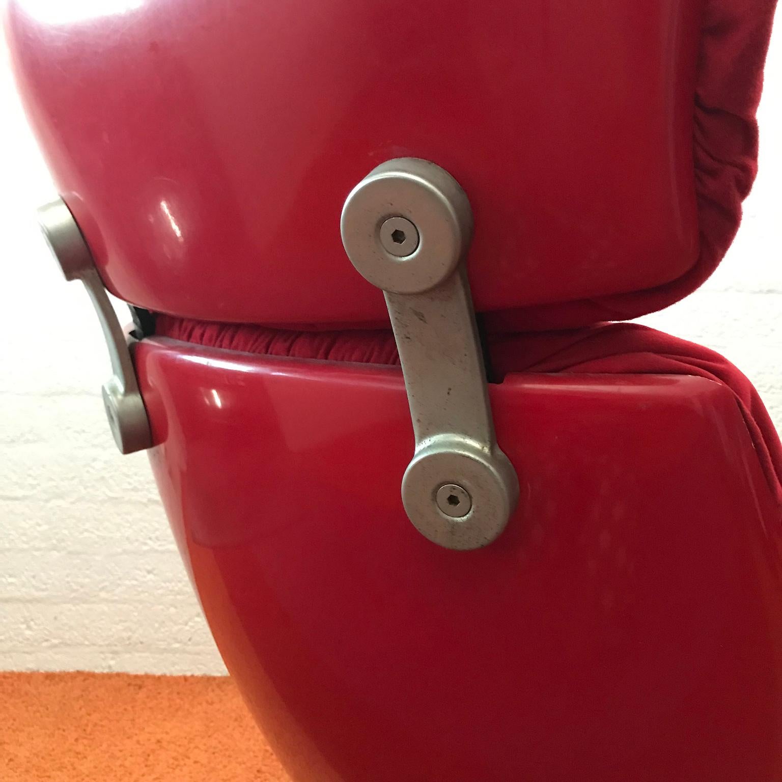 Comfortable Red Seventies Cinema Chairs from Paris 3