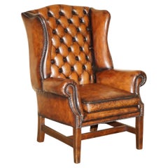COMFORTABLE FAUTEUIL D'ACCOMPAGNEMENT WHiSKEY RESTAURÉ EN CUIR BRUN TUFTÉ CHESTERFIELD WINGBACK