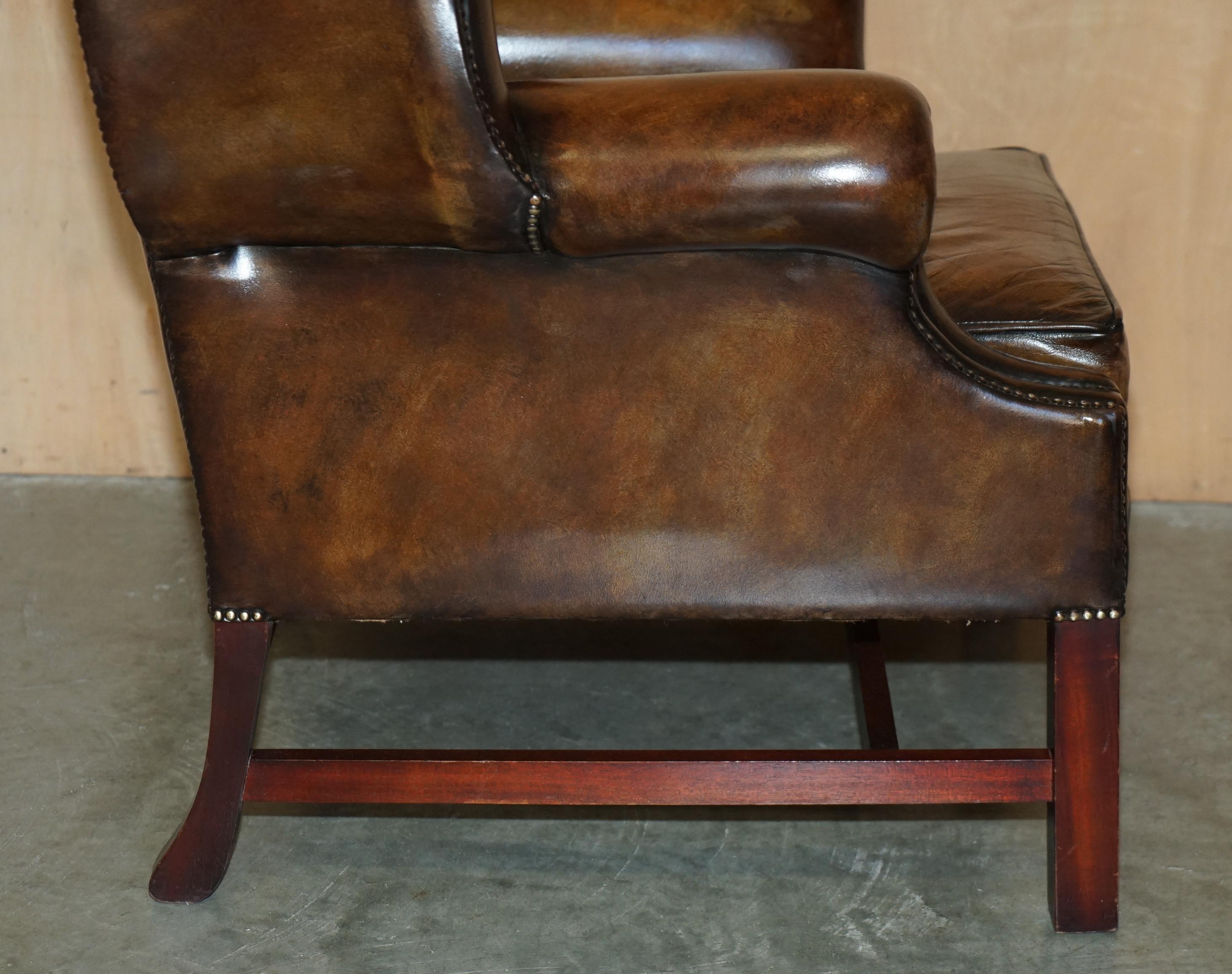 COMFORTABLE ViNTAGE RESTORED BROWN LEATHER TUFTED CHESTERFIELD WINGBACK ARMCHAIR im Angebot 7