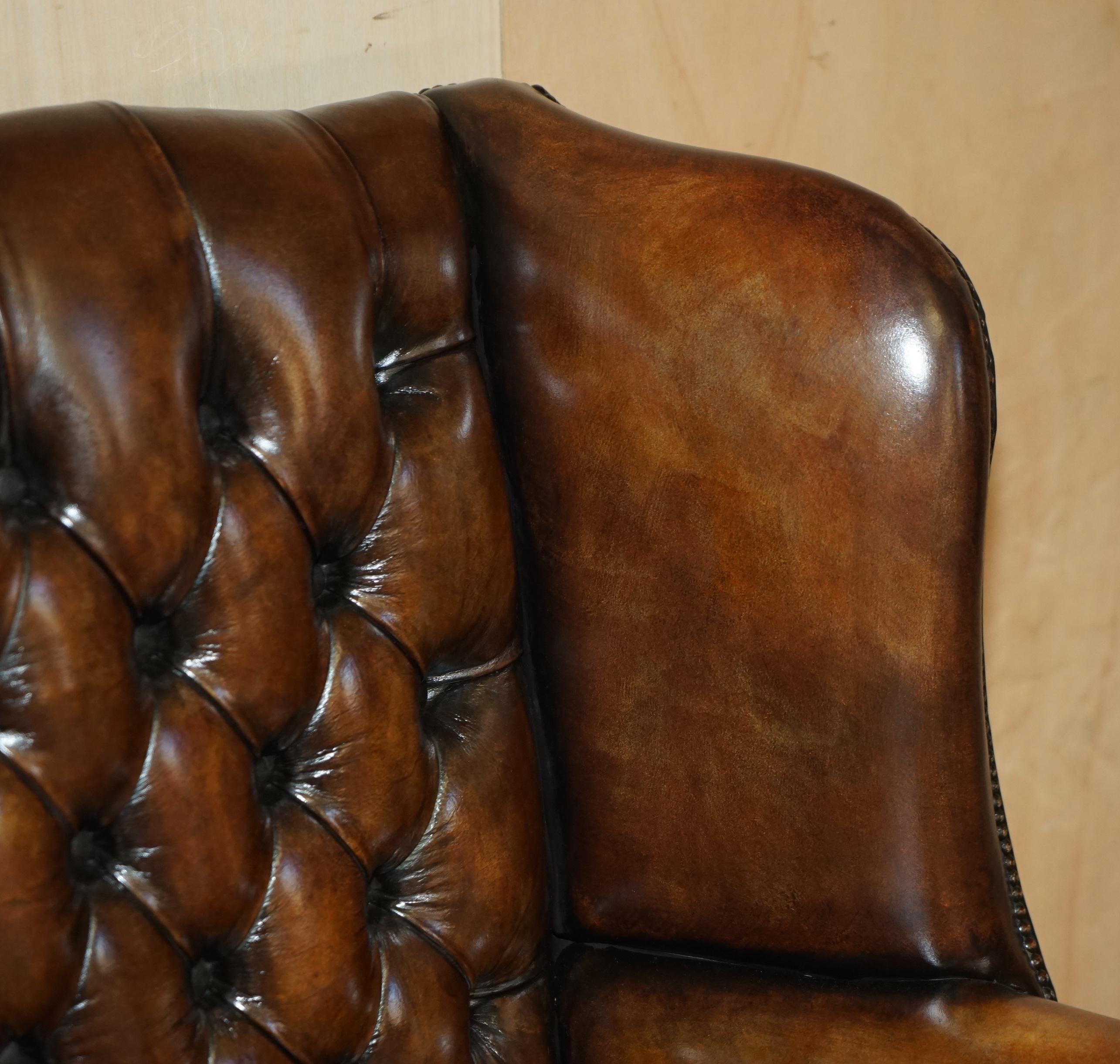 Hand-Crafted COMFORTABLE ViNTAGE RESTORED BROWN LEATHER TUFTED CHESTERFIELD WINGBACK ARMCHAIR For Sale