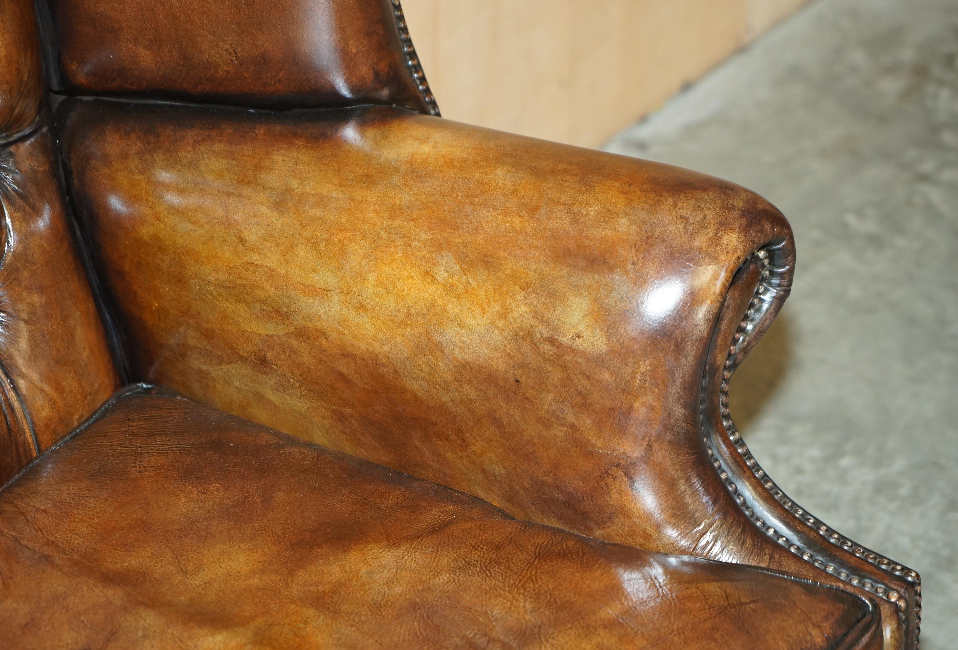 COMFORTABLE ViNTAGE RESTORED BROWN LEATHER TUFTED CHESTERFIELD WINGBACK ARMCHAIR For Sale 1