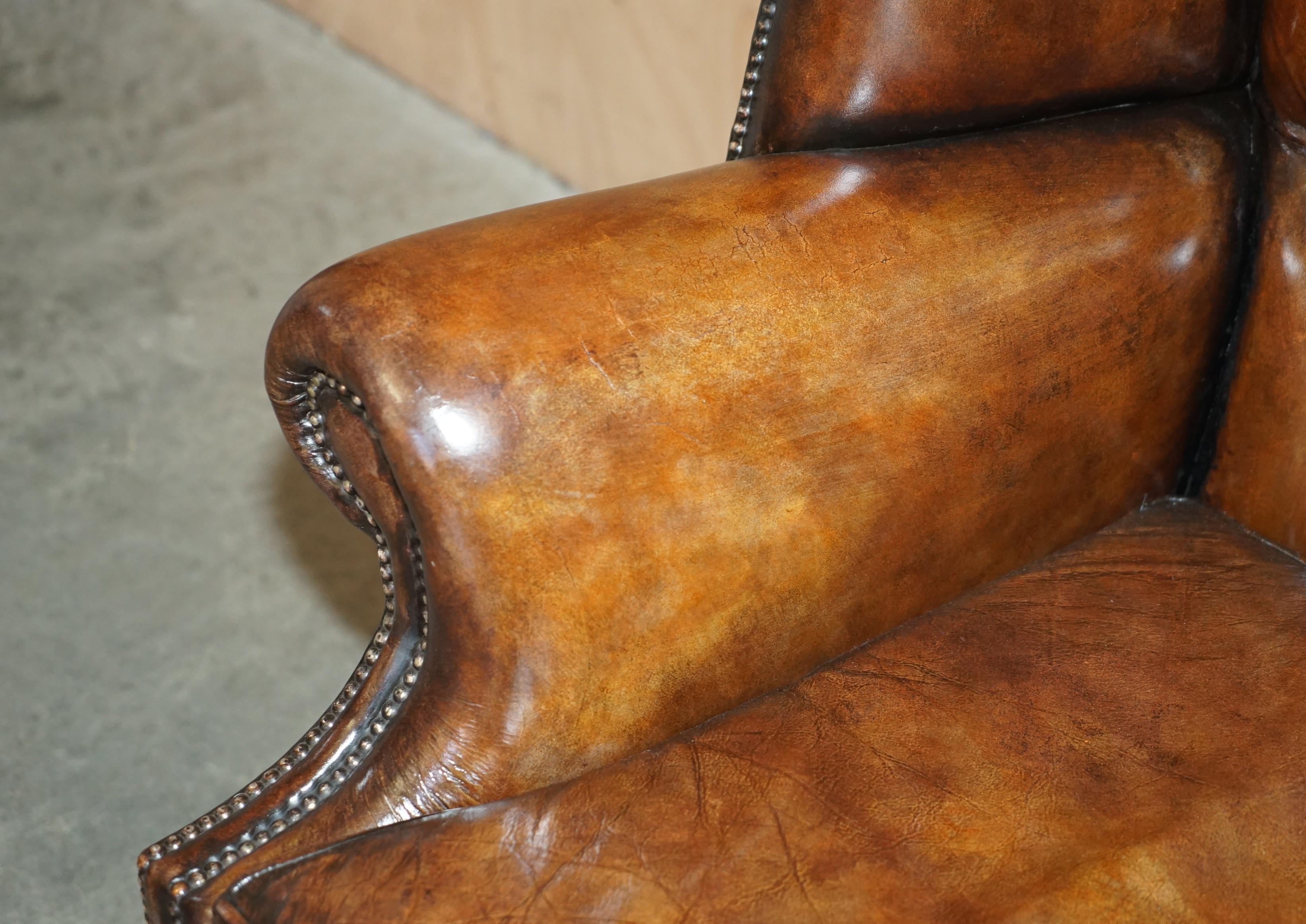 COMFORTABLE ViNTAGE RESTORED BROWN LEATHER TUFTED CHESTERFIELD WINGBACK ARMCHAIR For Sale 2