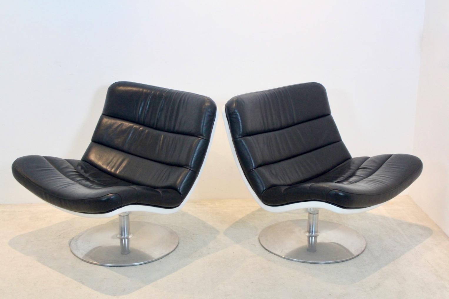 Comfy Pair of F978 Lounge Chairs by Geoffrey Harcourt for Artifort In Good Condition In Voorburg, NL