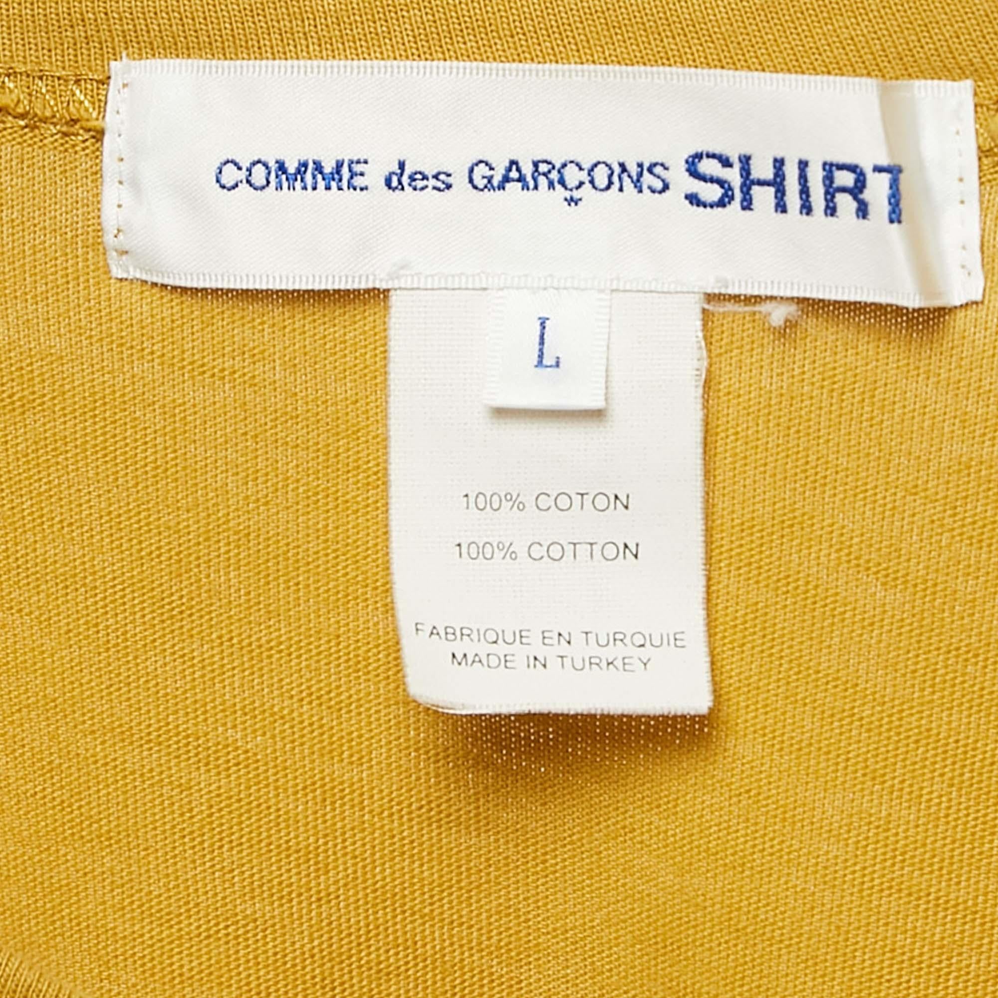 Comme des Garçons Camiseta cuello redondo estampada amarilla L en Bueno Estado en Dubai, Al Qouz 2
