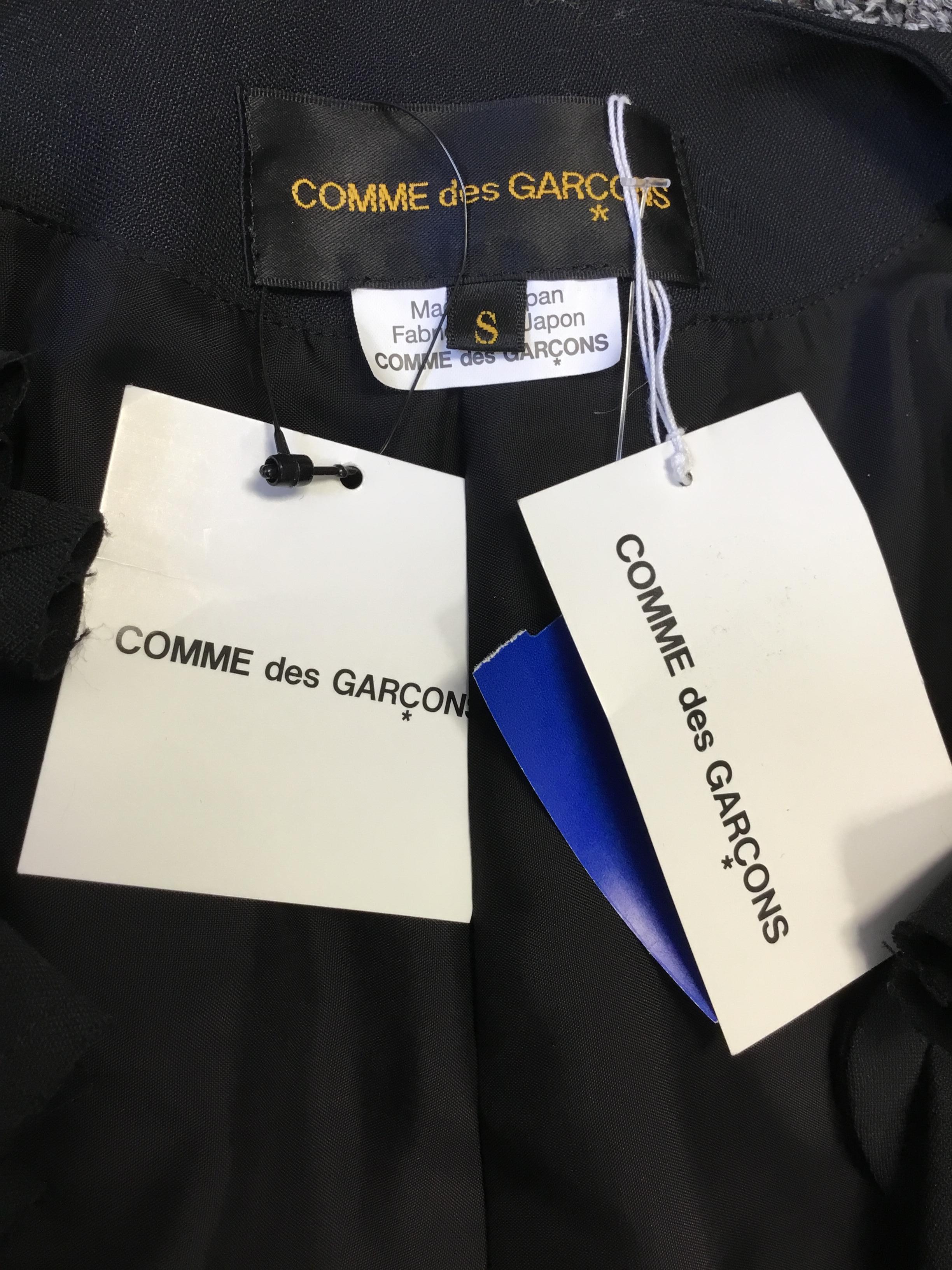 Comme des Garcon Detailed Cropped Jacket For Sale 2