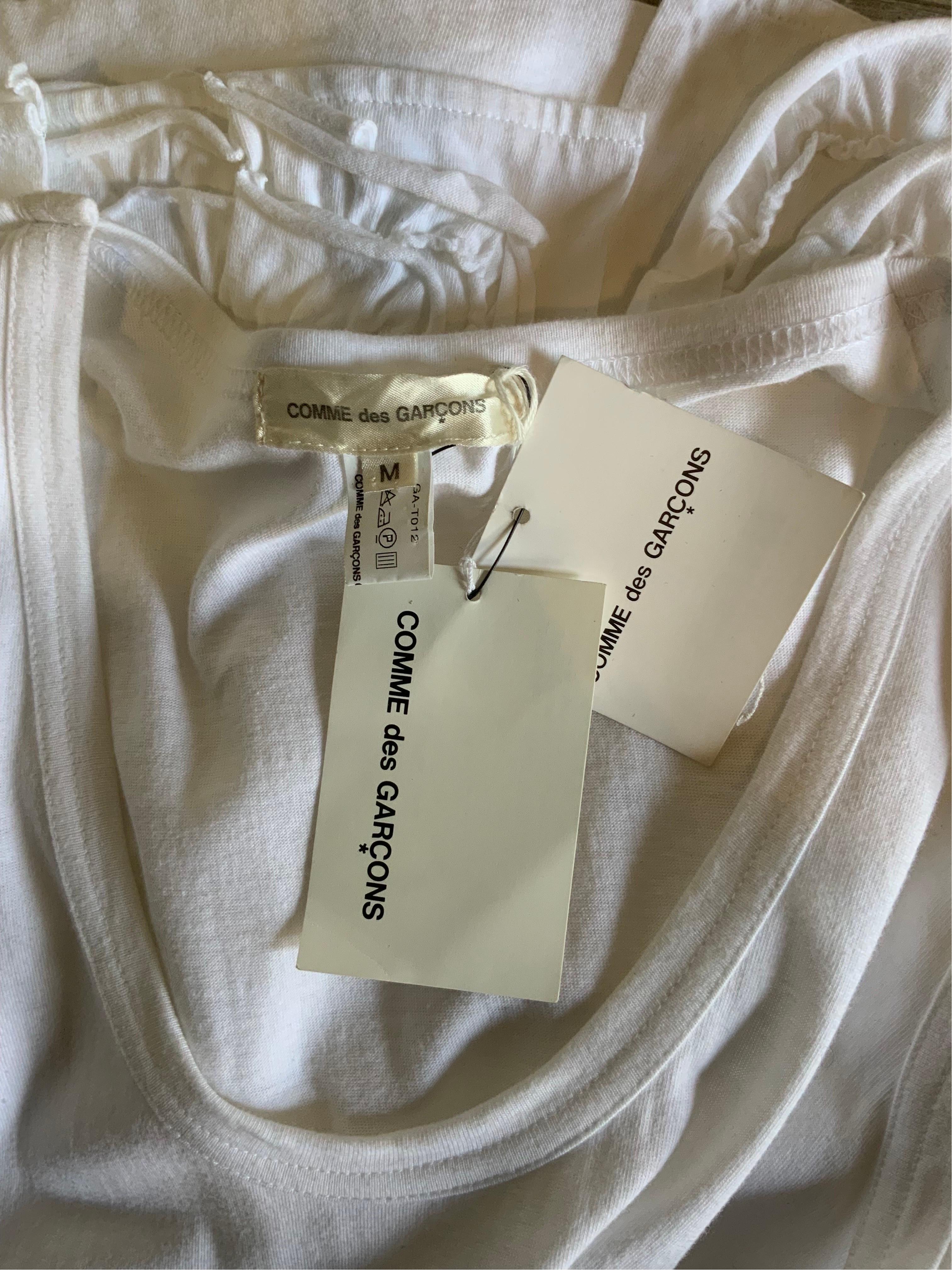 Women's or Men's Comme des Garçon white T-shirt  For Sale