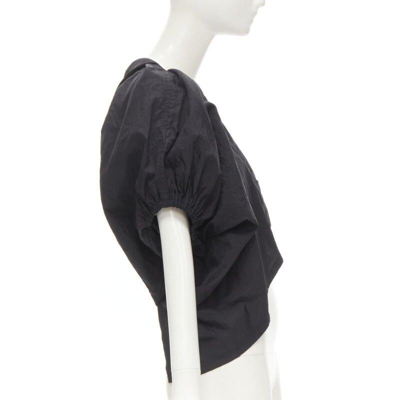 COMME DES GARCONS Vintage anni '80 Giacca a coprispalle in nylon nero stropicciato In condizioni ottime in vendita a Hong Kong, NT