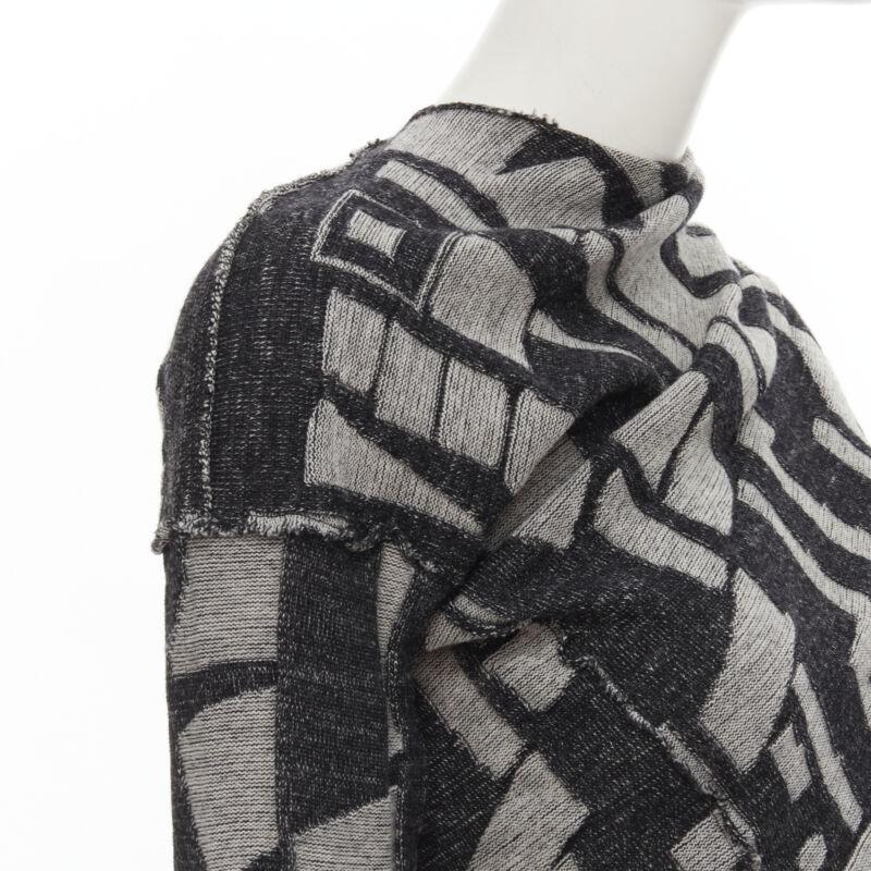 COMME DES GARCONS 1980's Vintage grey abstract wool intarsia wrap scarf cardigan For Sale 2