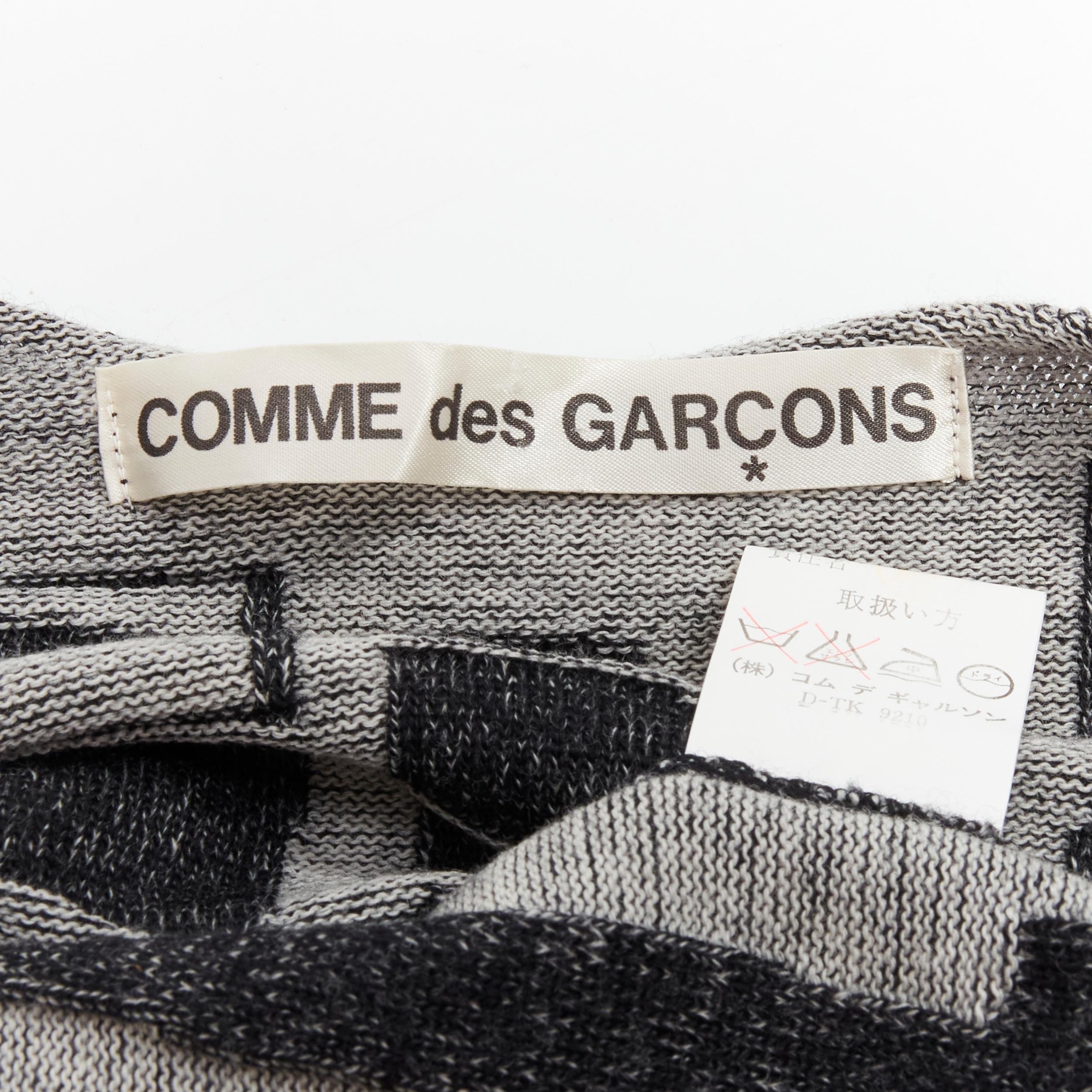 COMME DES GARCONS - Cardigan enveloppant en laine intarsia grise abstraite, années 1980 en vente 4