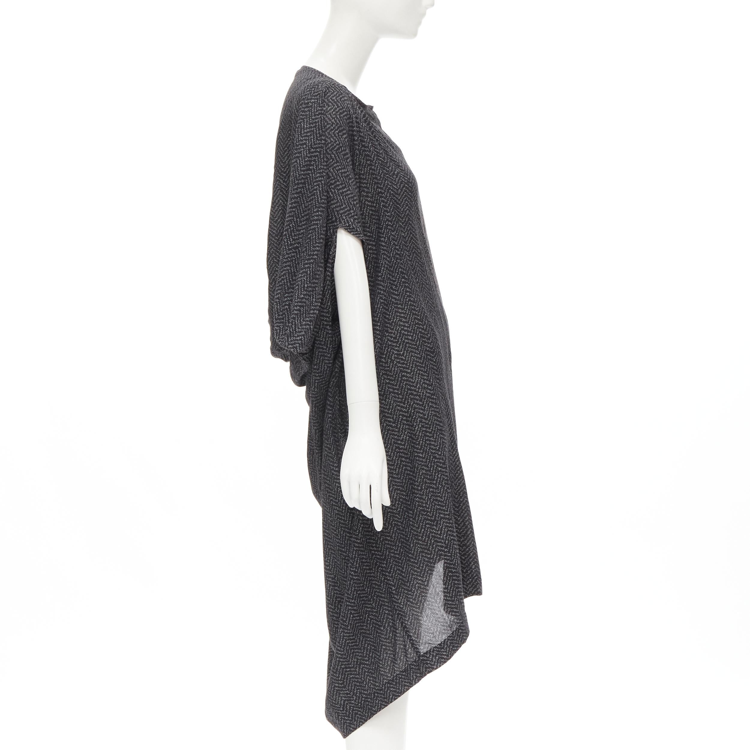 COMME DES GARCONS 1980's Vintage grey chevron asymmetric draped cocoon dress In Excellent Condition For Sale In Hong Kong, NT