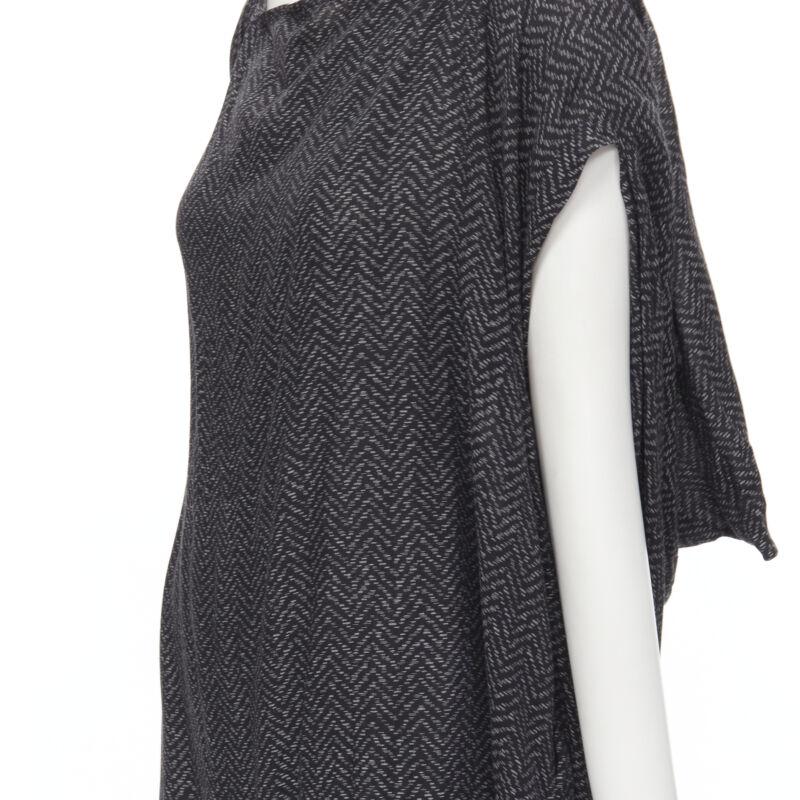 COMME DES GARCONS 1980's Vintage grey chevron asymmetric draped cocoon dress For Sale 2