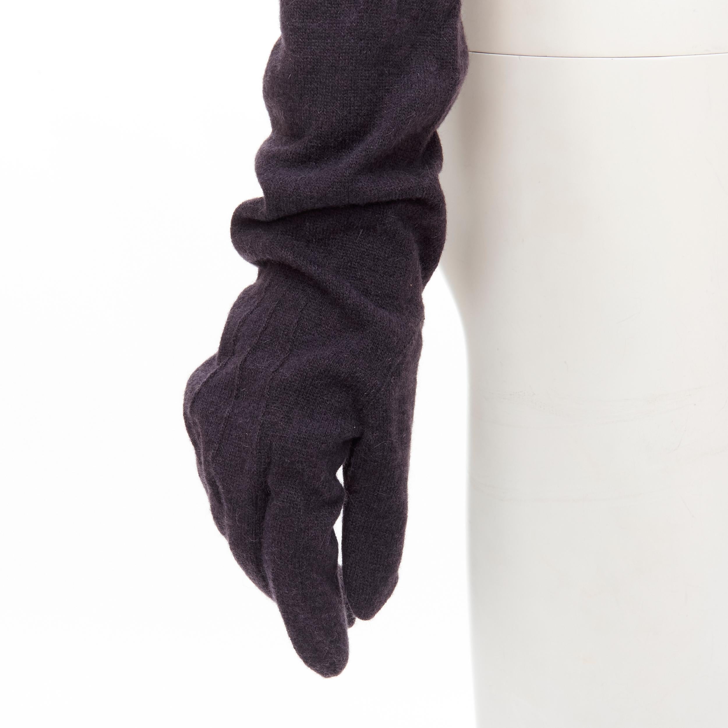COMME DES GARCONS 1980's Vintage grey wool knit button gloves For Sale 2