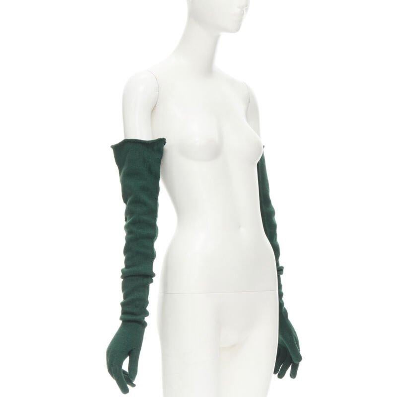 COMME DES GARCONS 1996 Vintage Runway green wool full opera gloves rare In Excellent Condition In Hong Kong, NT