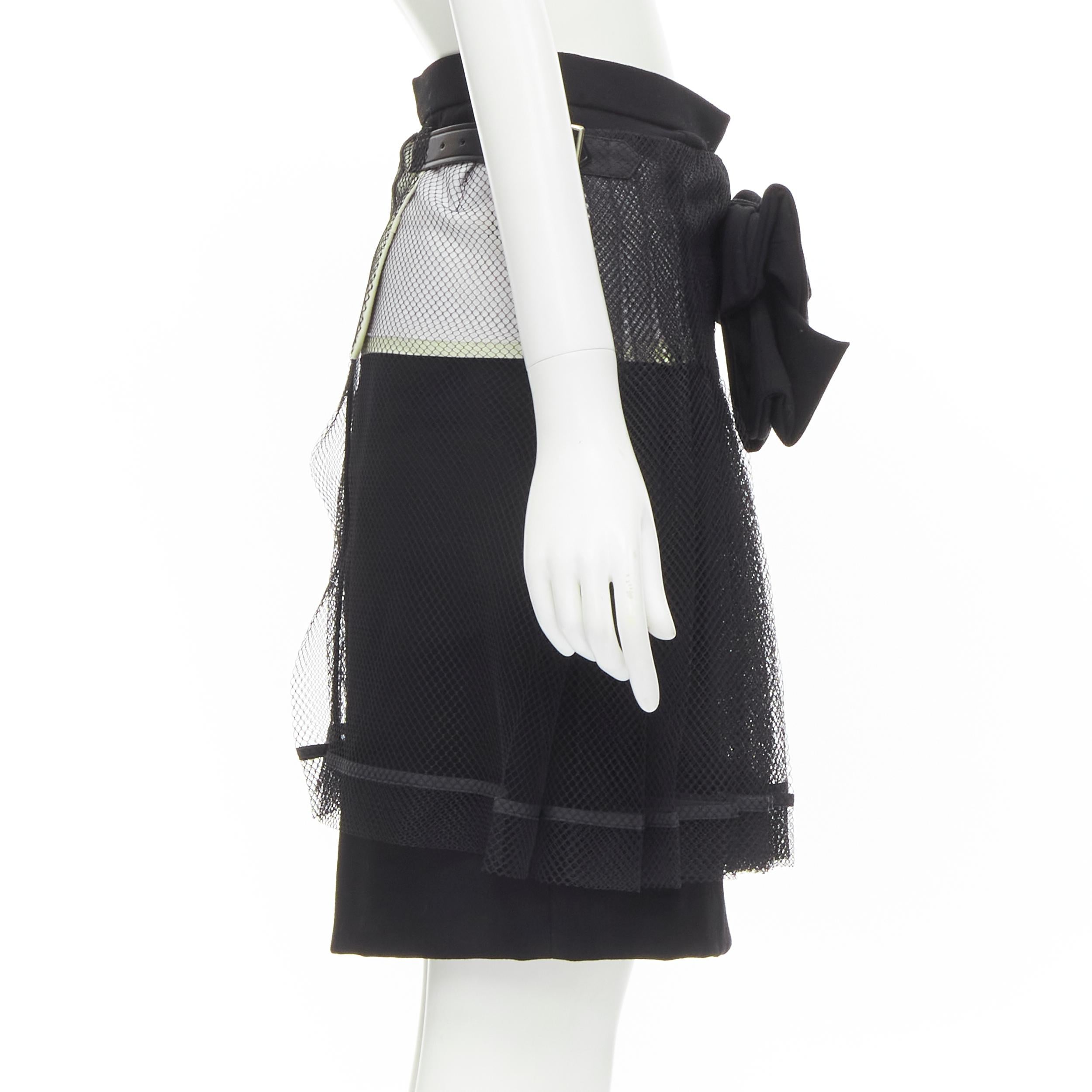 COMME DES GARCONS 2004 black XL bow buckle layered pleated net mesh skirt M In Excellent Condition For Sale In Hong Kong, NT