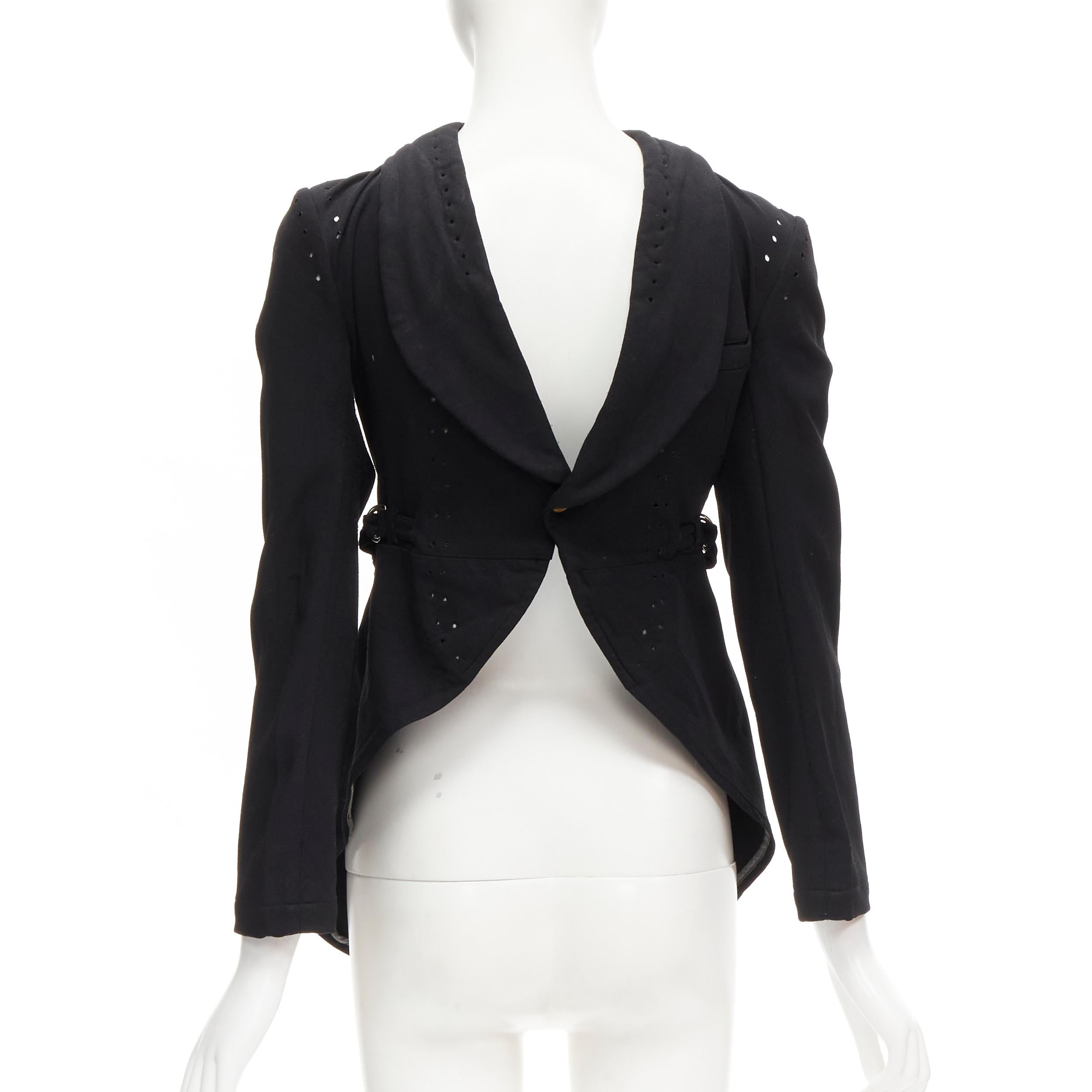 COMME DES GARCONS 2004 Giacca decostruita in pizzo nero con occhielli a 2 vie M in vendita 5