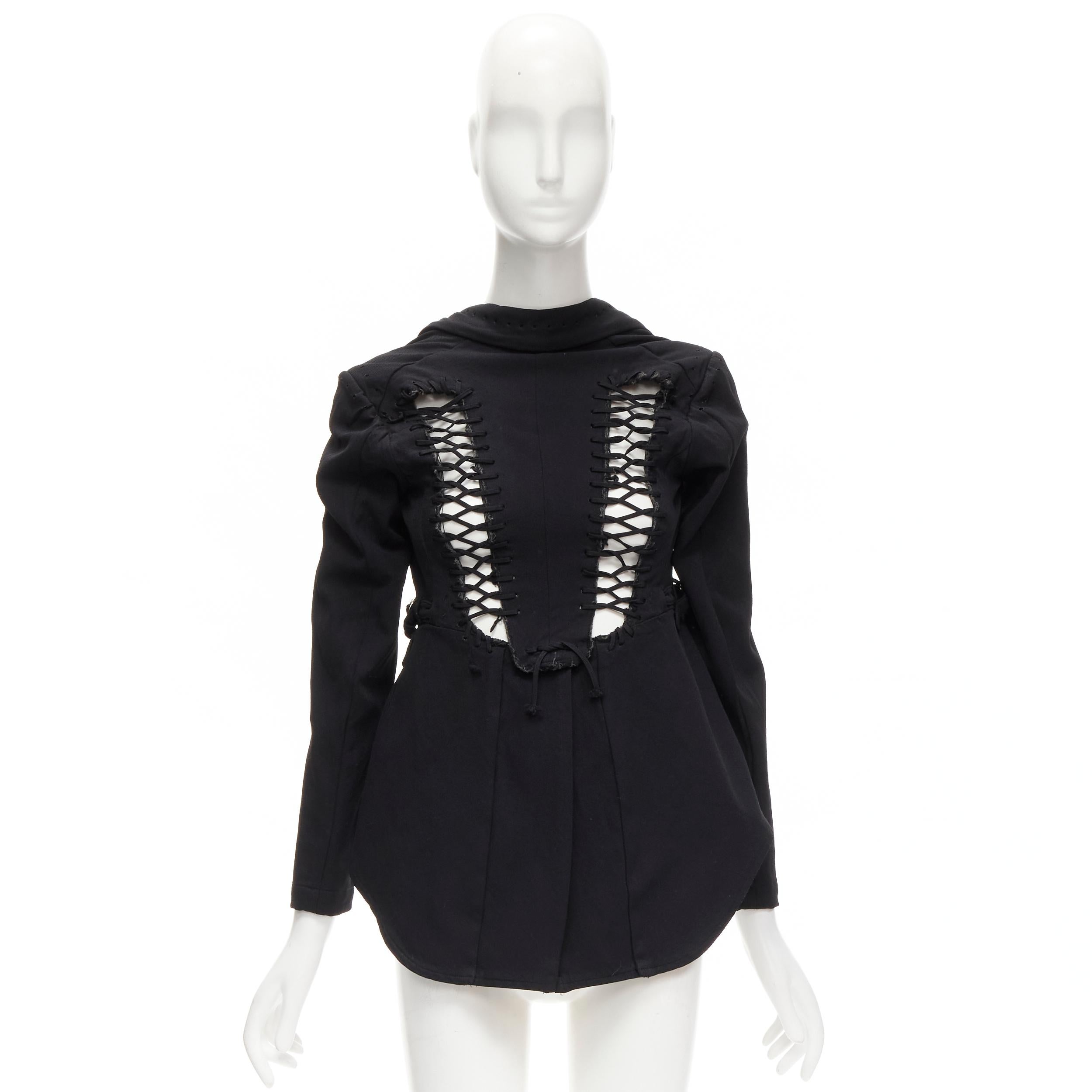 COMME DES GARCONS 2004 Giacca decostruita in pizzo nero con occhielli a 2 vie M in vendita 10