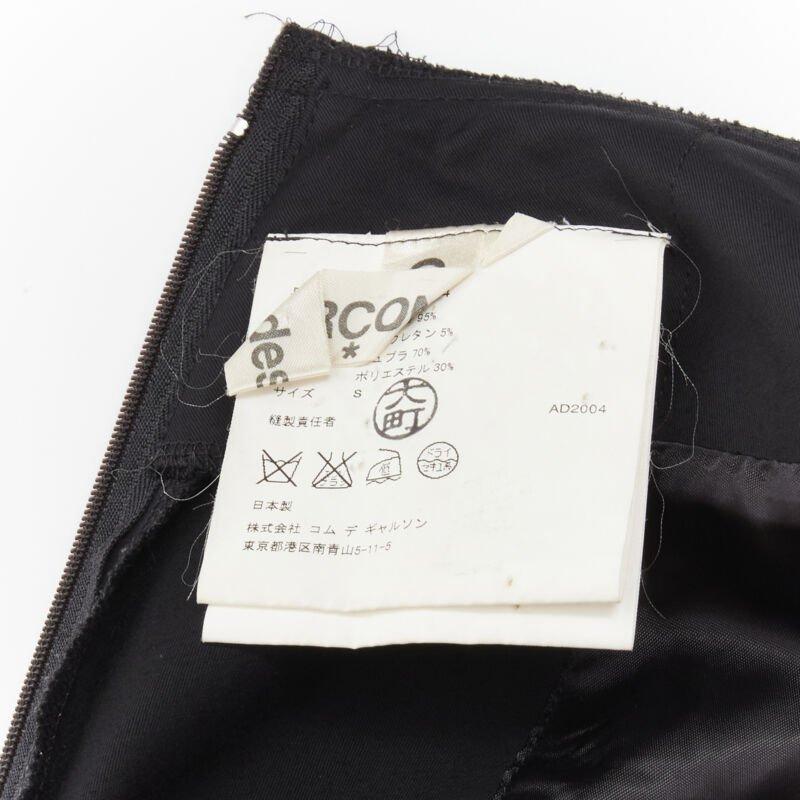 COMME DES GARCONS 2004 Vintage schwarzer Viskose-Rüschenrock mit Blumenmuster und langen Ärmeln S im Angebot 3