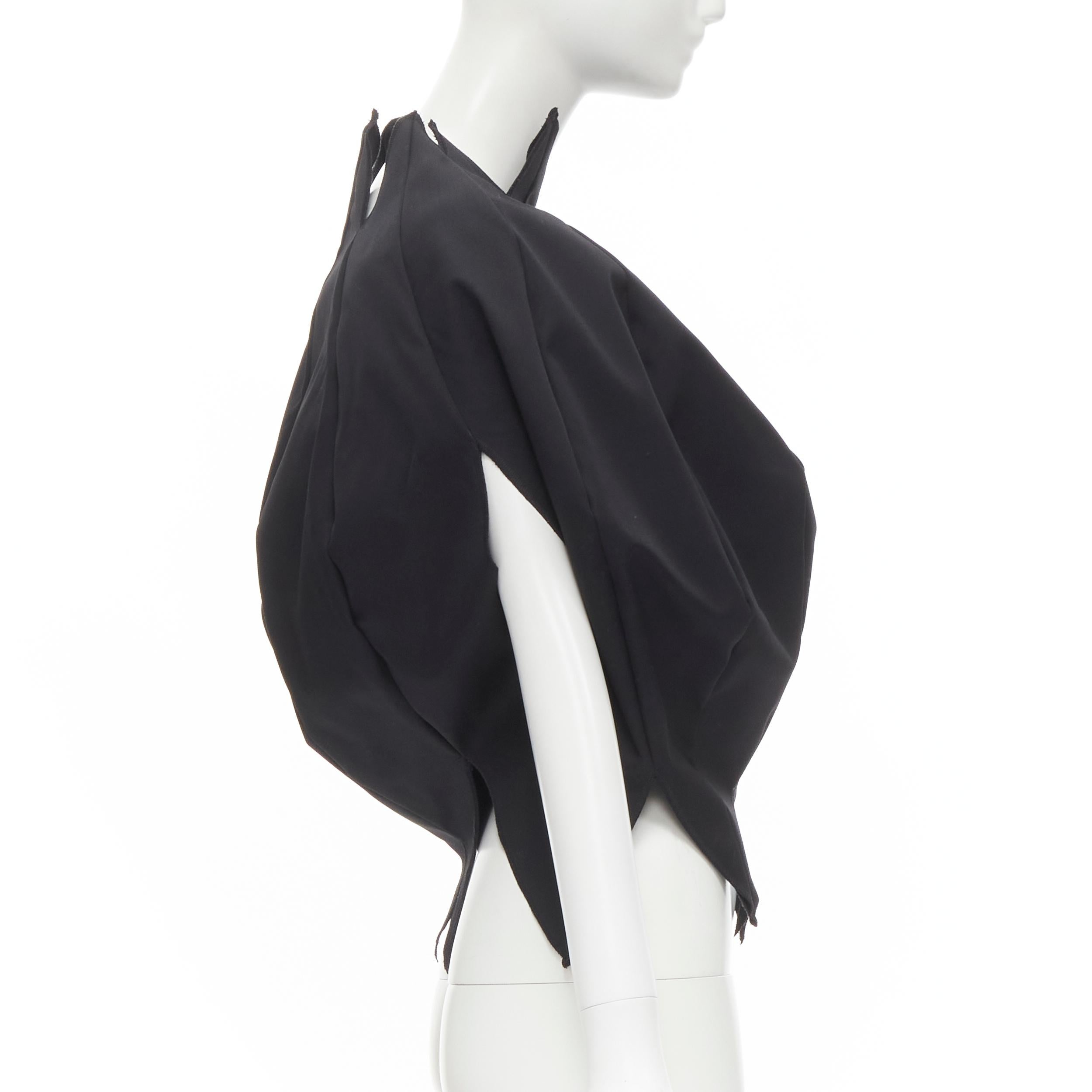 COMME DES GARCONS 2008 black zig zag 3D architectural bubble top S In Excellent Condition In Hong Kong, NT