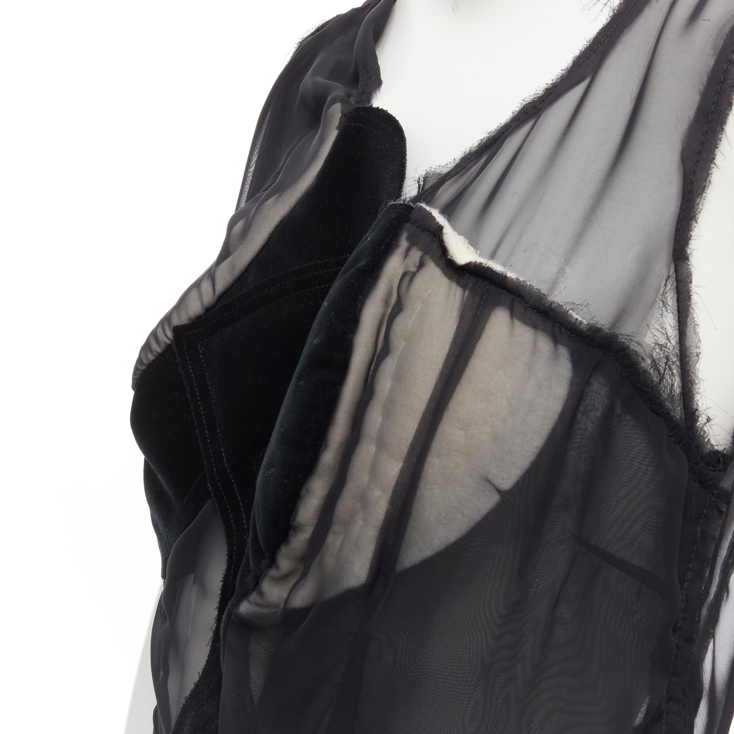 COMME DES GARCONS 2009 black sheer velvet patchwork bumps raw sleeveless vest M 
Reference: CRTI/A00472 
Brand: Comme Des Garcons 
Collection: 2009 
Material: Cotton 
Color: Black 
Pattern: Solid 
Closure: Zip 
Extra Detail: Zip on side of waist and