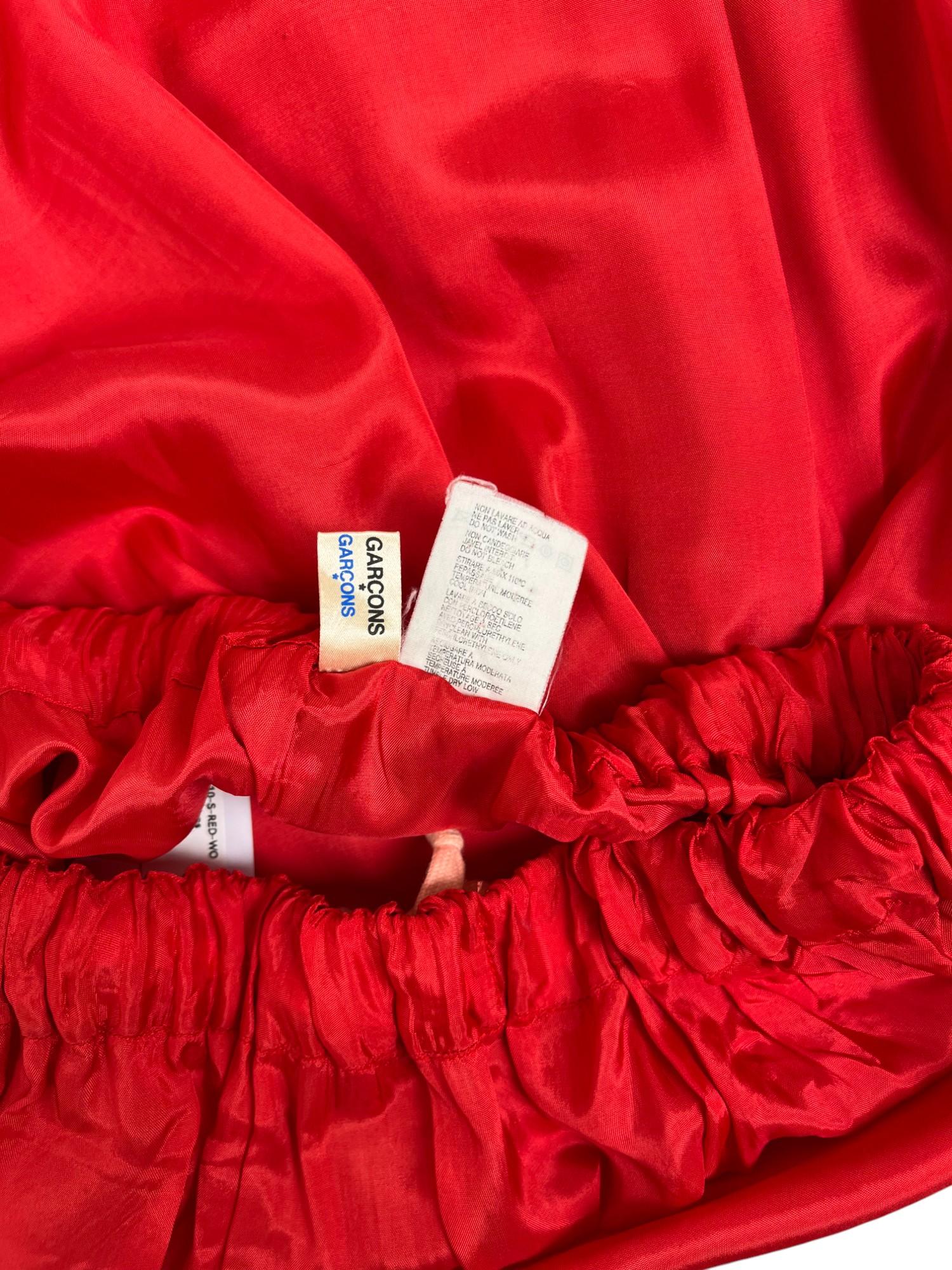 Comme des Garcons 2010's Jupe Maxi en soie rouge en vente 7