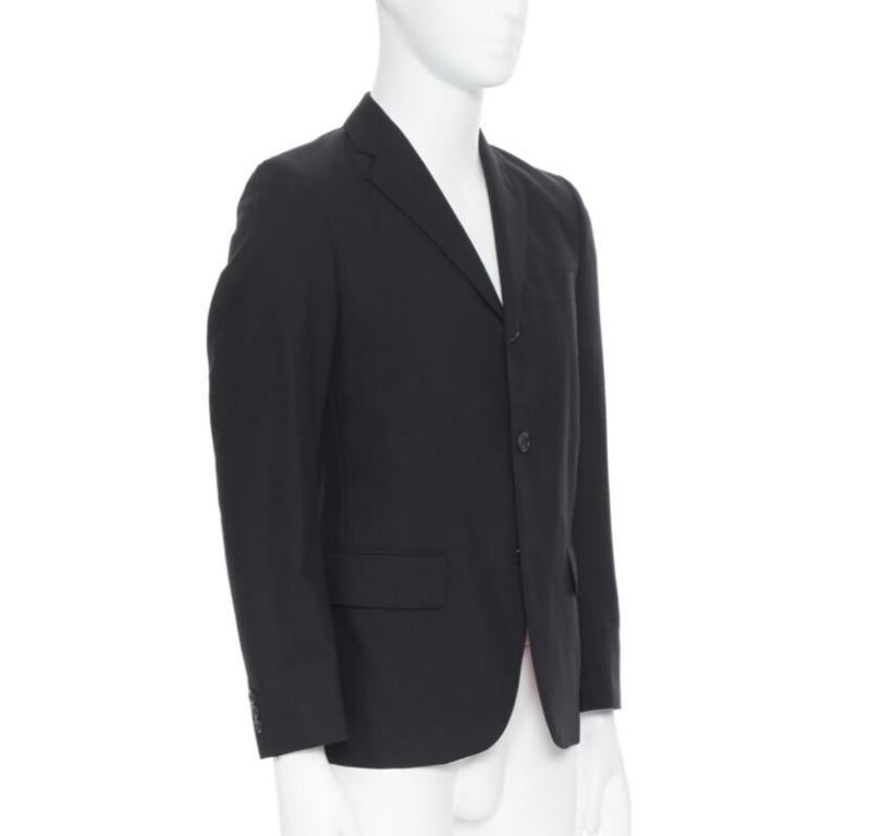 COMME DES GARCONS 2013 Schwarzer Blazer aus Wolle mit Nadelstreifen und Sportbekleidung XS
Referenz: PRCN/A00068
Marke: Comme Des Garcons
Designer: Rei Kawakubo
Modell: Blazer aus Sportbekleidung
Collection'S: 2013
MATERIAL: Wolle
Farbe: