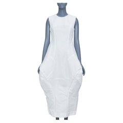 COMME DES GARCONS 2018 – architektonisch geschnittenes, ballonförmiges, ärmelloses Kleid