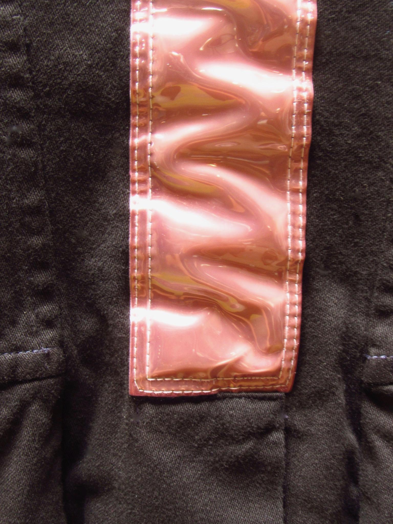 Comme des Garçons - Veste en coton à bandes réfléchissantes, 20e siècle Pour femmes en vente