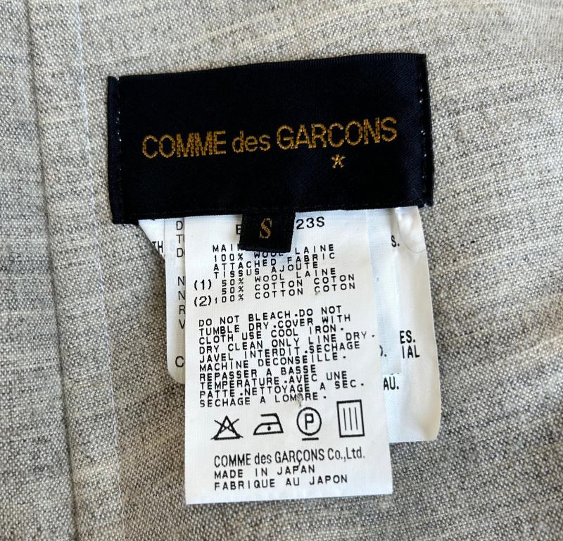 Comme des Garçons A/W Bold Wool Blazer w/ Asymmetric Underpinnings, 1998 im Zustand „Neu“ im Angebot in Los Angeles, CA