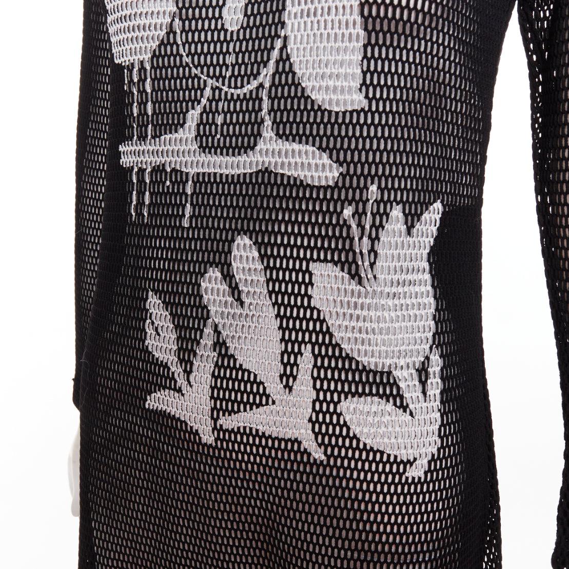 COMME DES GARCONS Alisa Yoffe¬†2019 abito in rete bianco nero con volto astratto XS
Riferimento: TGAS/F00174
Marchio: Comme Des Garcons
Collection'S: Alisa Yoffe¬†2019
Materiale: Rete
Colore: Nero, Bianco
Modello: Astratto
Chiusura: Slip On
Dettagli