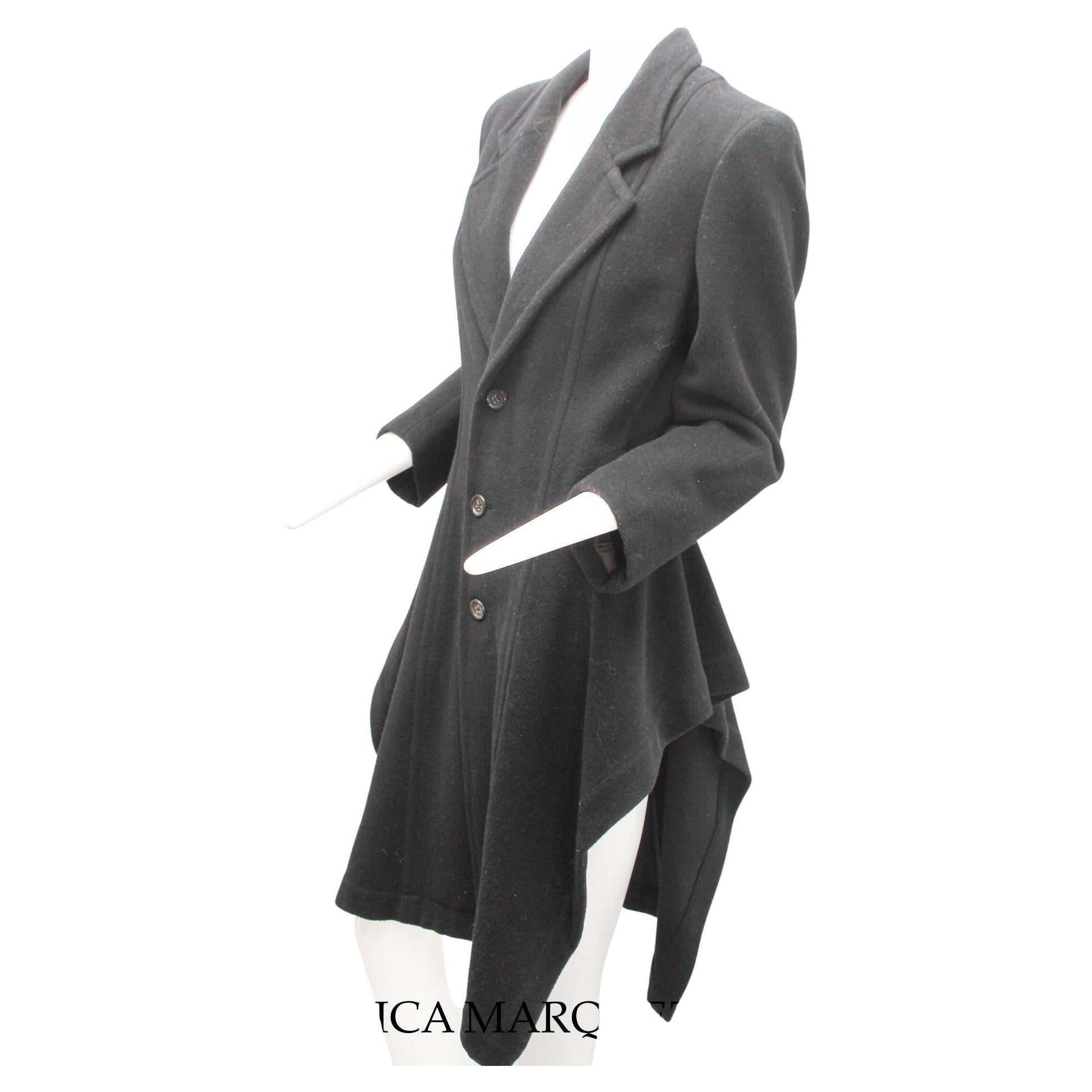 COMME DES GARCONS, Cappotto asimmetrico in lana nera, anni '80 in vendita