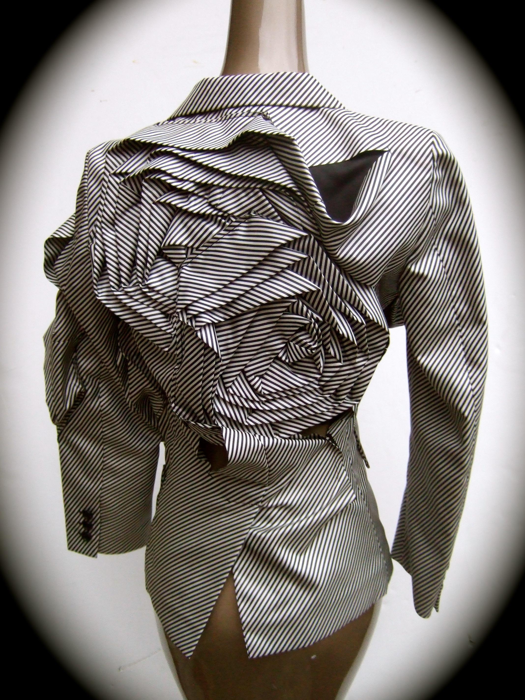 Comme des Garcons avant-gardiste rayée  Veste à appliques automne 2013 en vente 8