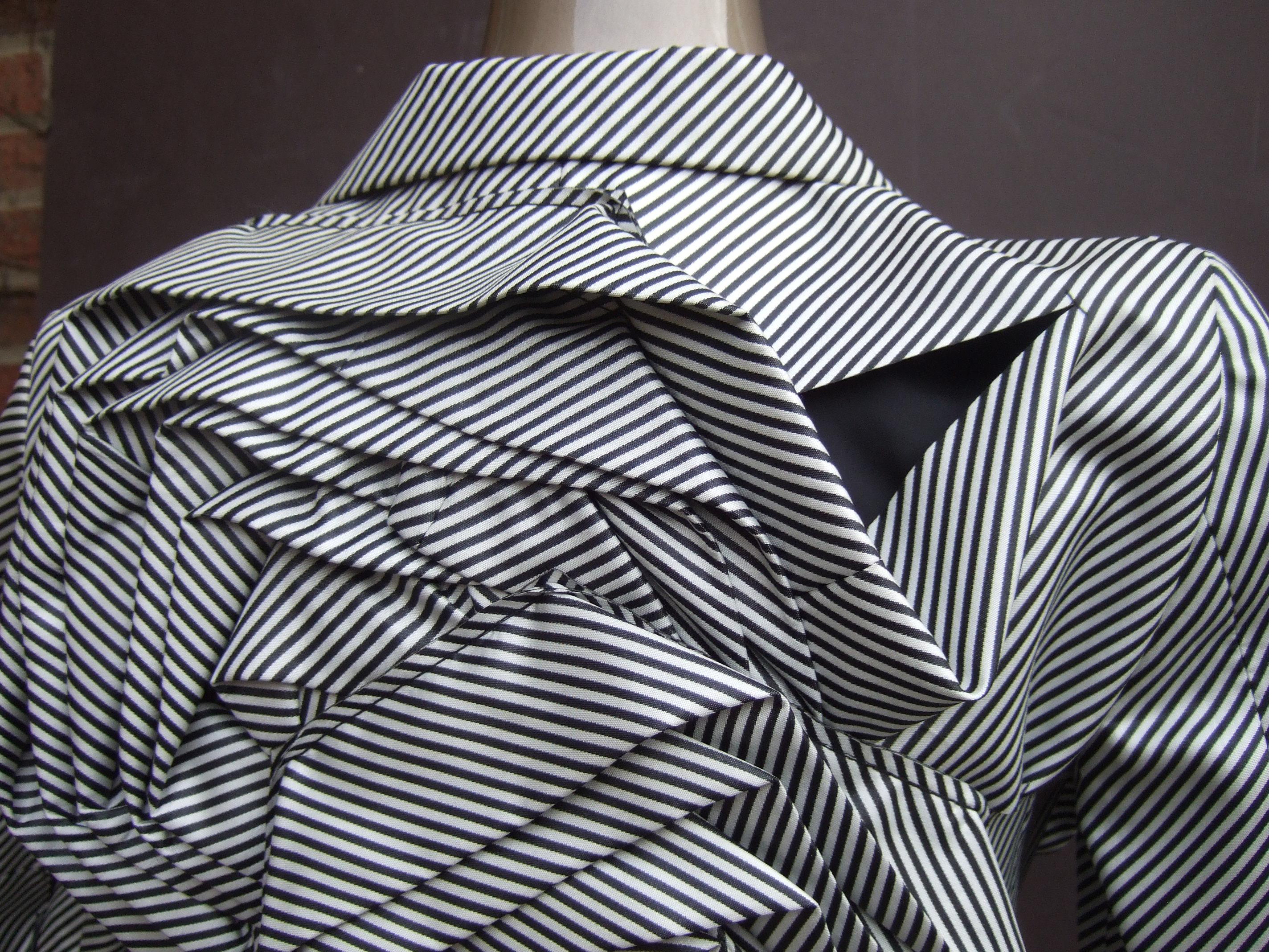 Comme des Garcons avant-gardiste rayée  Veste à appliques automne 2013 en vente 9