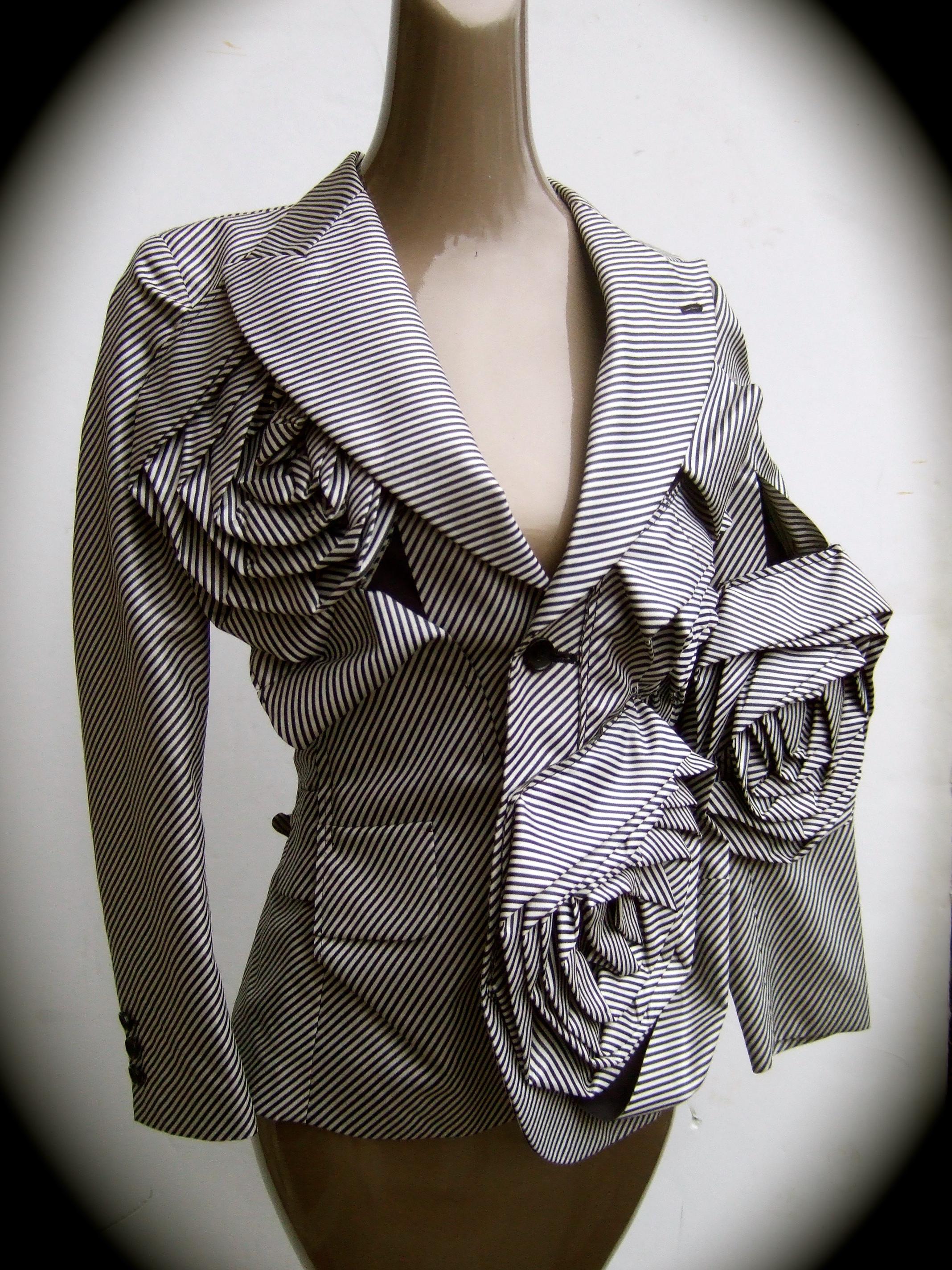 Comme des Garcons avant-gardiste rayée  Veste à appliques automne 2013 Pour femmes en vente