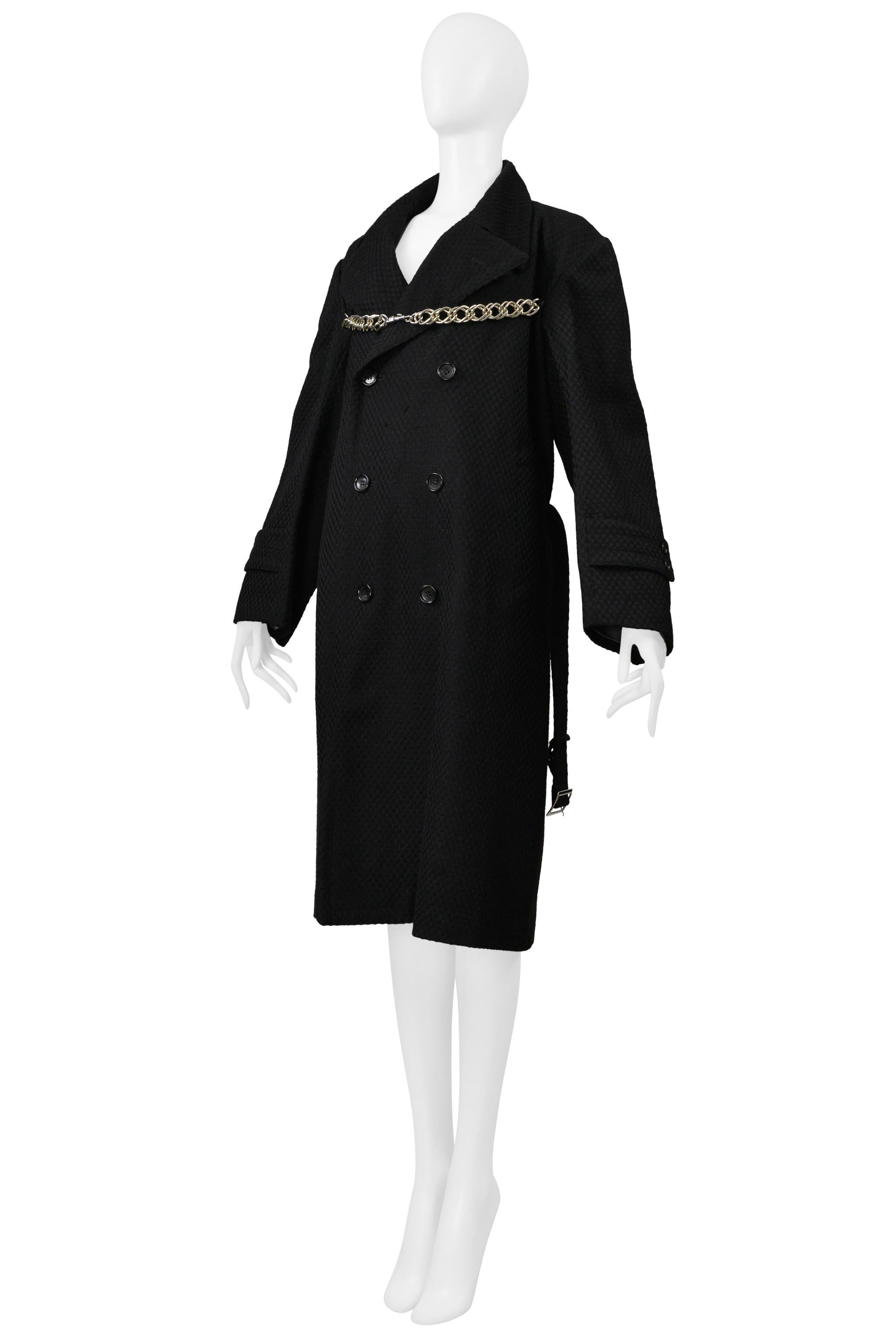 Comme Des Garcons Cappotto doppio petto nero con dettaglio a catena 2000-2001 In condizioni ottime in vendita a Los Angeles, CA