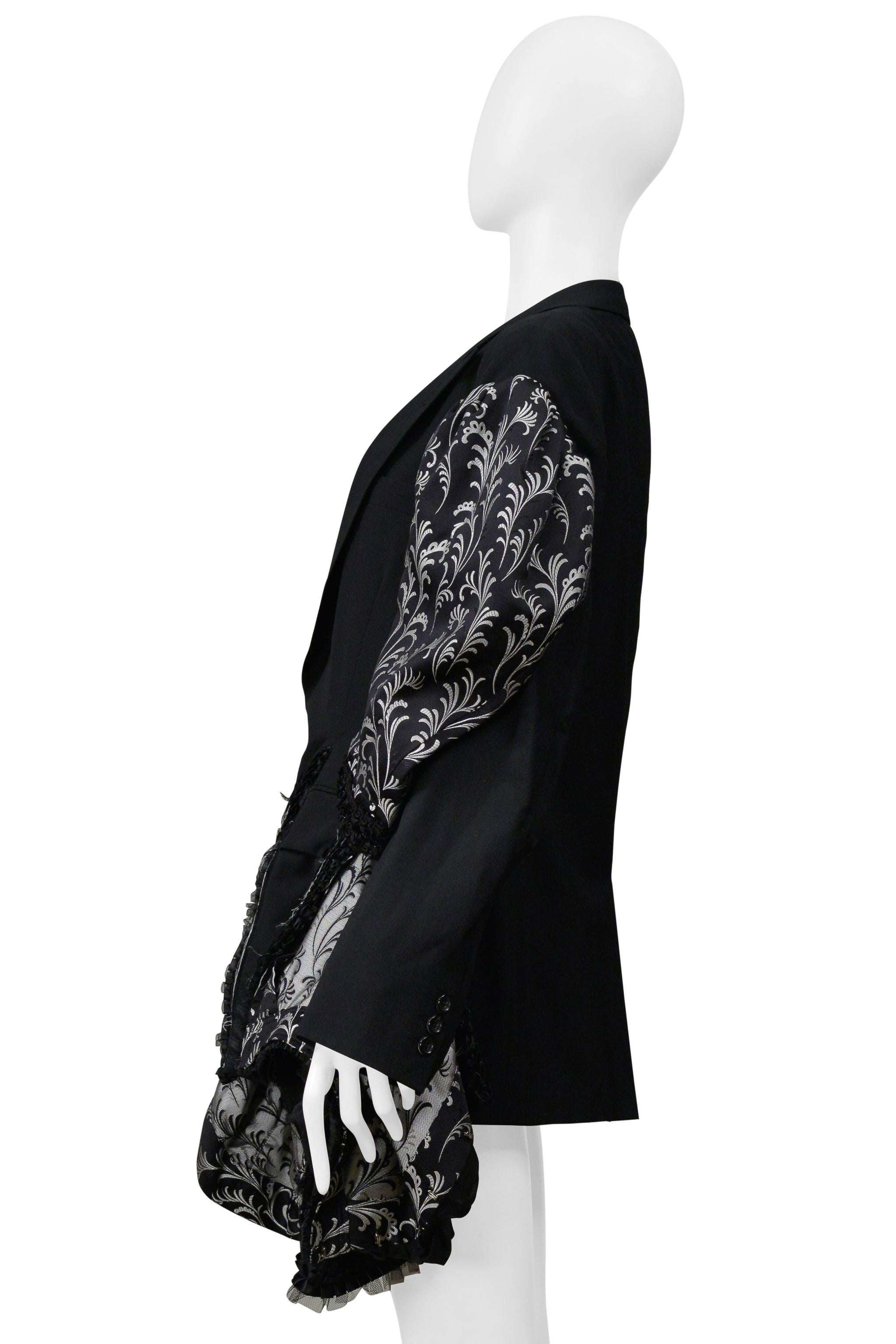 BLACK Comme des Garçons Manteau fantaisie noir avec broderie argentée 2006 en vente 3