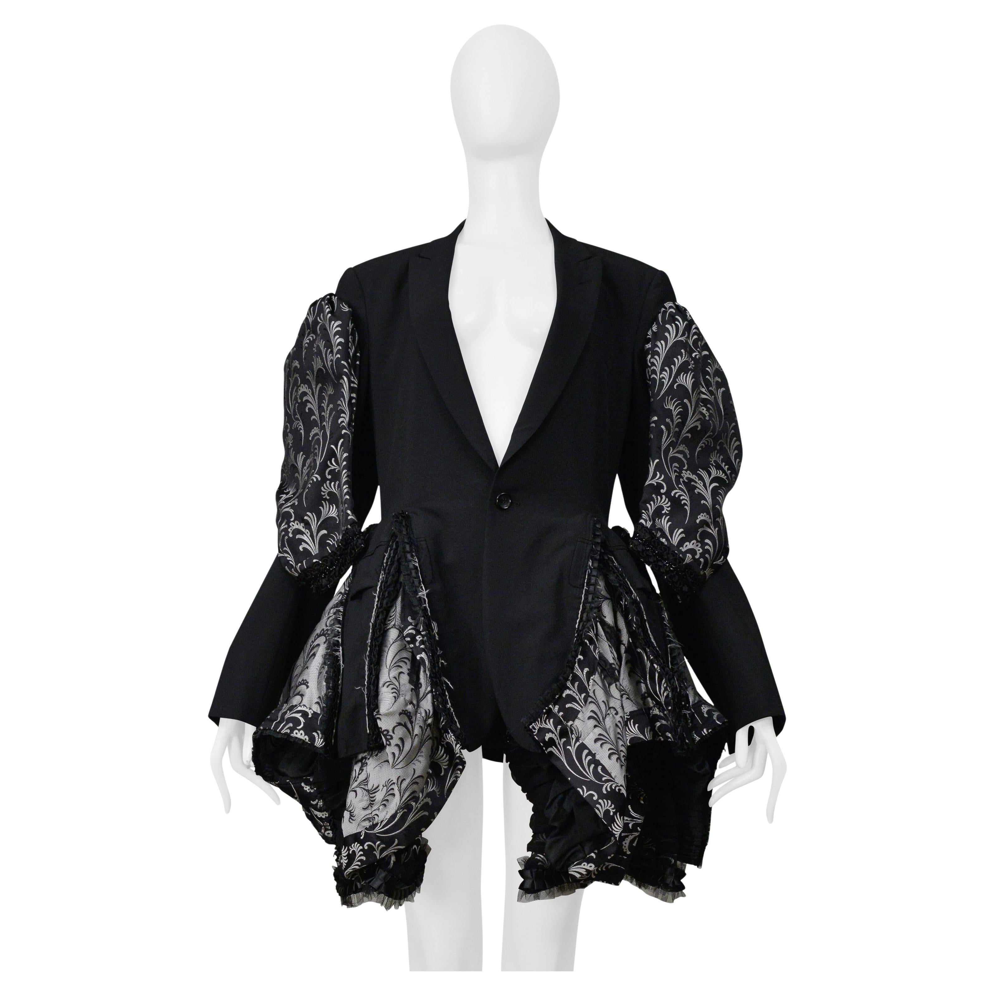 BLACK Comme des Garçons Manteau fantaisie noir avec broderie argentée 2006 en vente